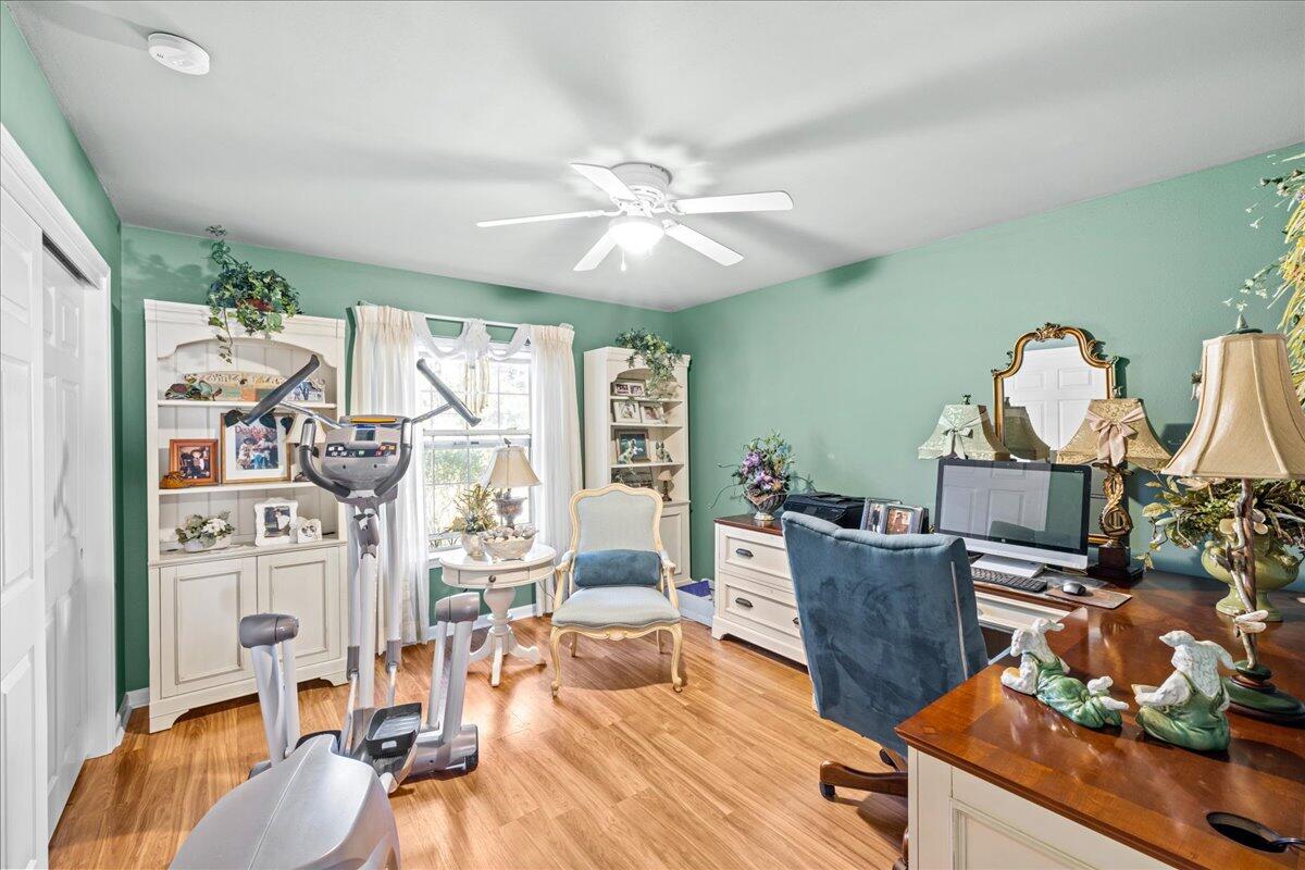 ROCKY,LAKEWAY,FAIRWY - Residential