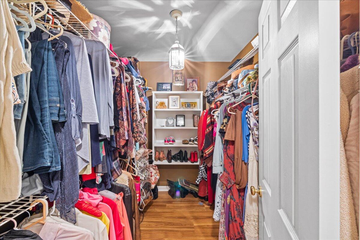 ROCKY,LAKEWAY,FAIRWY - Residential