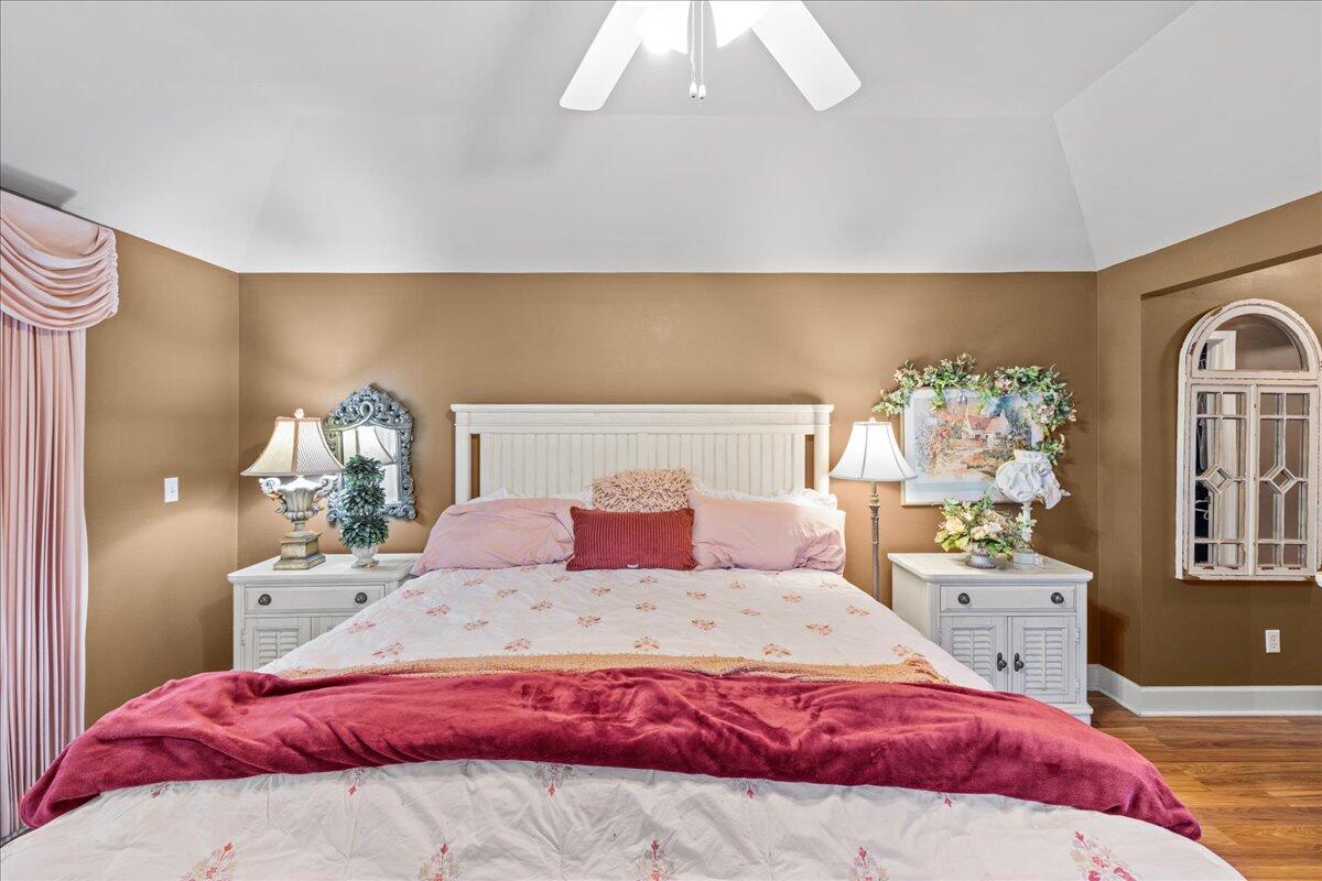 ROCKY,LAKEWAY,FAIRWY - Residential