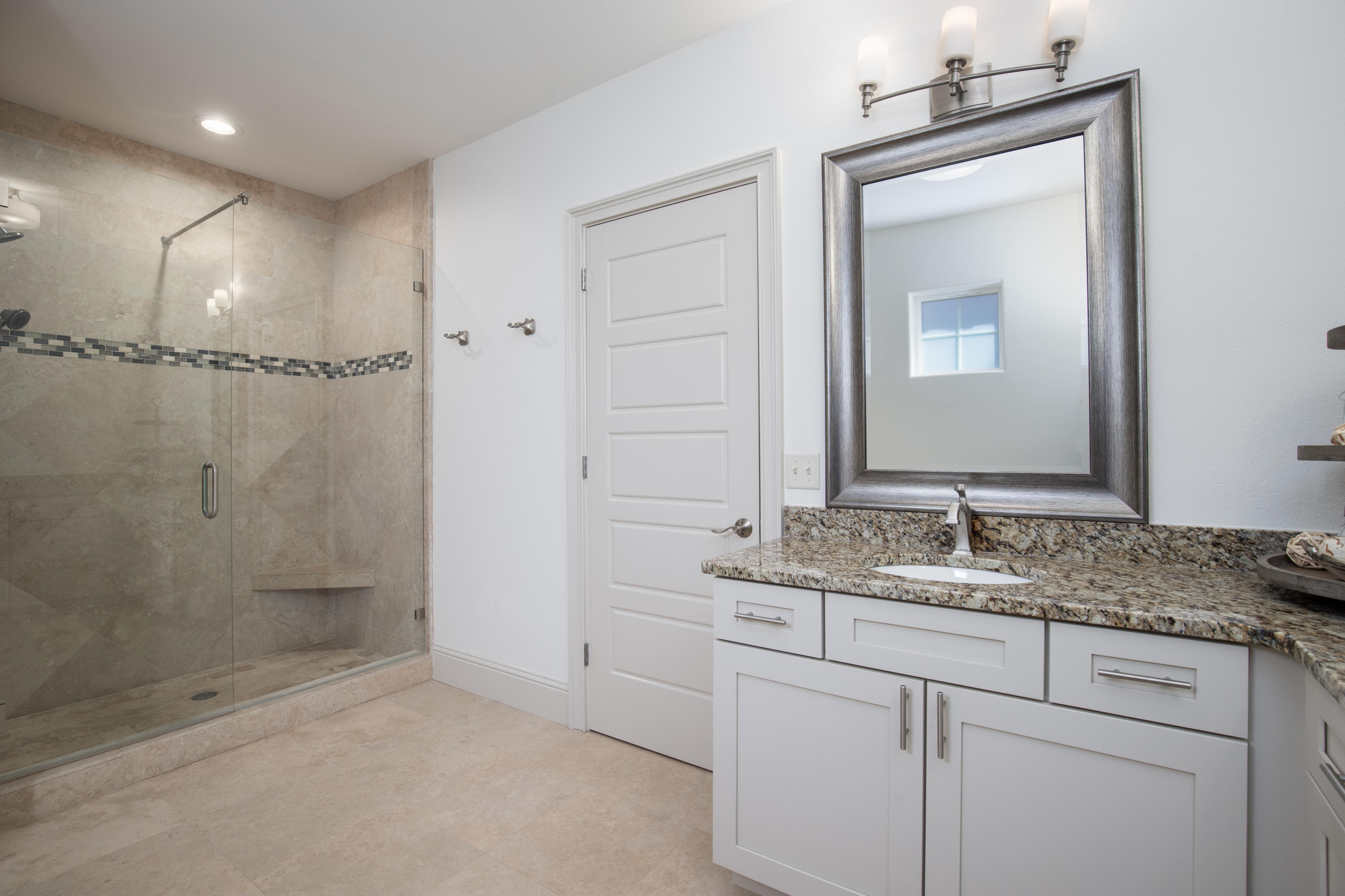 VILLA LAGO - Residential