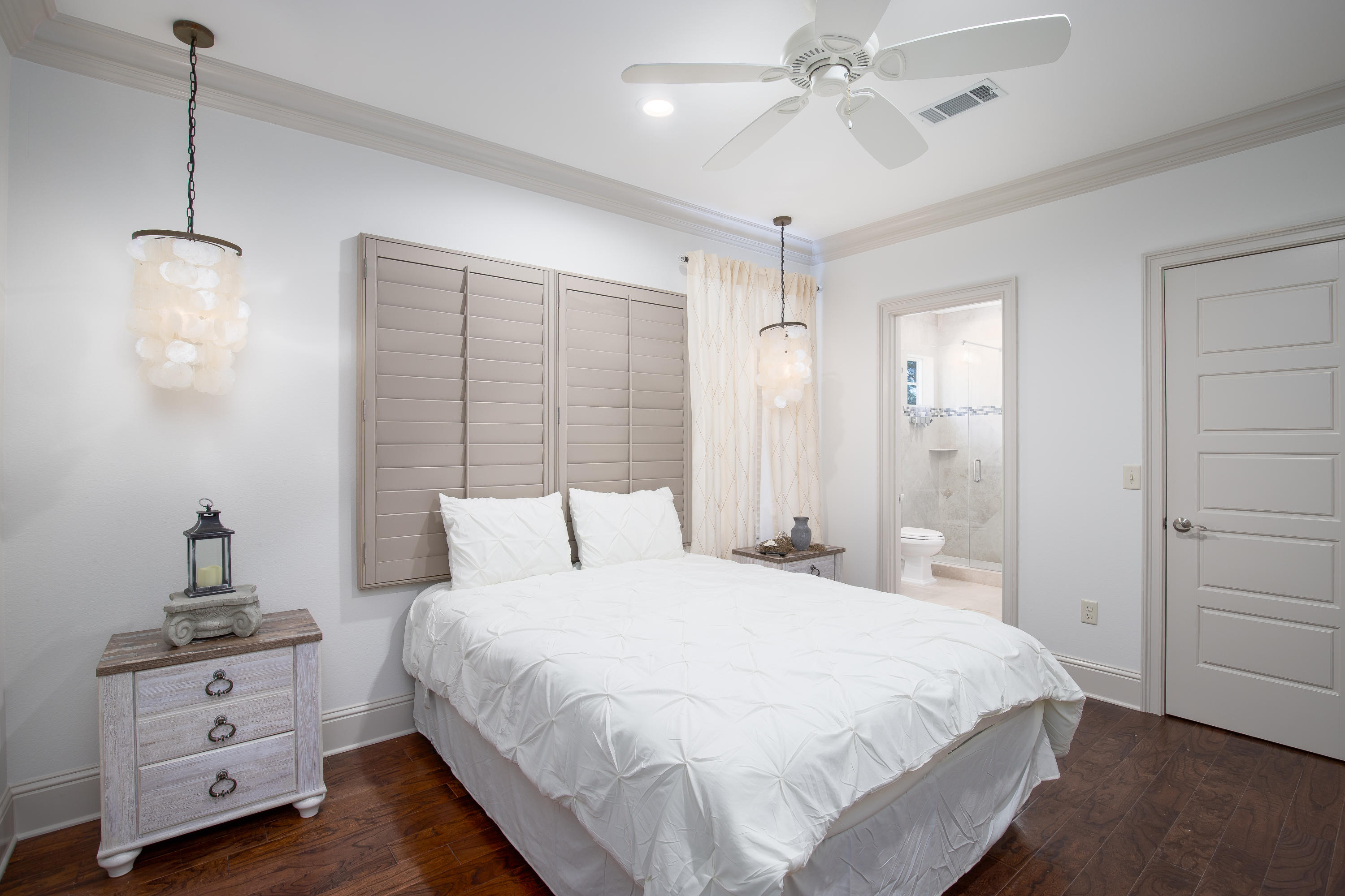 VILLA LAGO - Residential