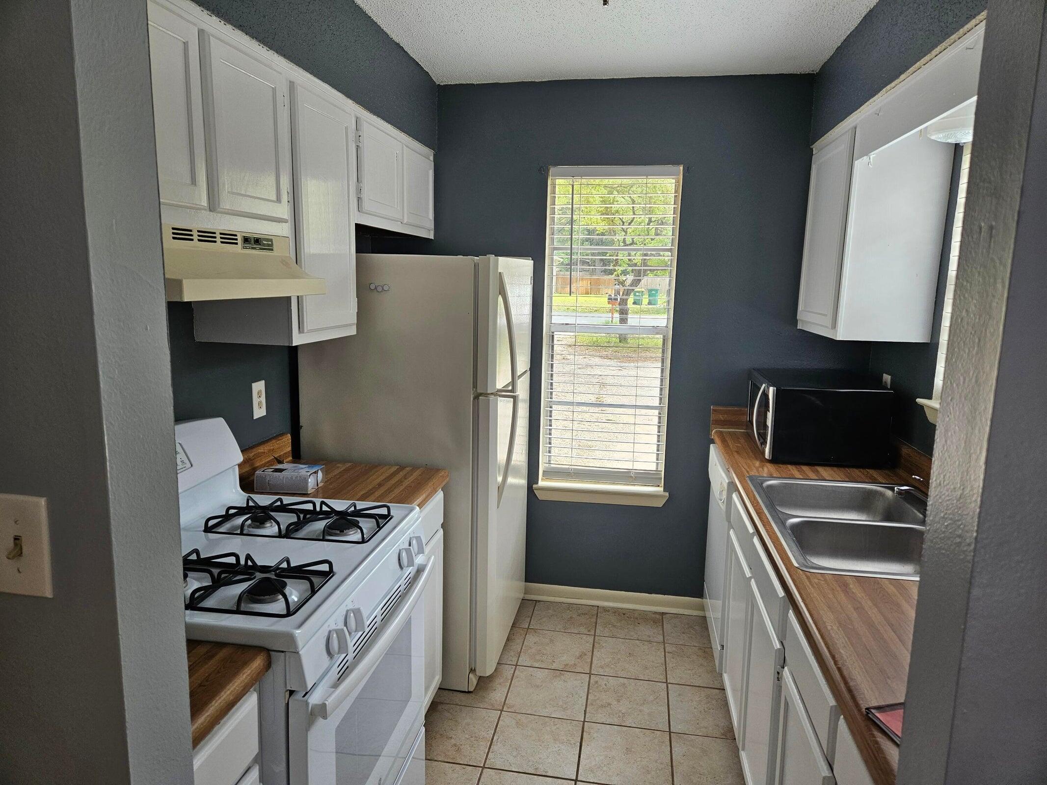 Rosewood S/D - Residential Lease