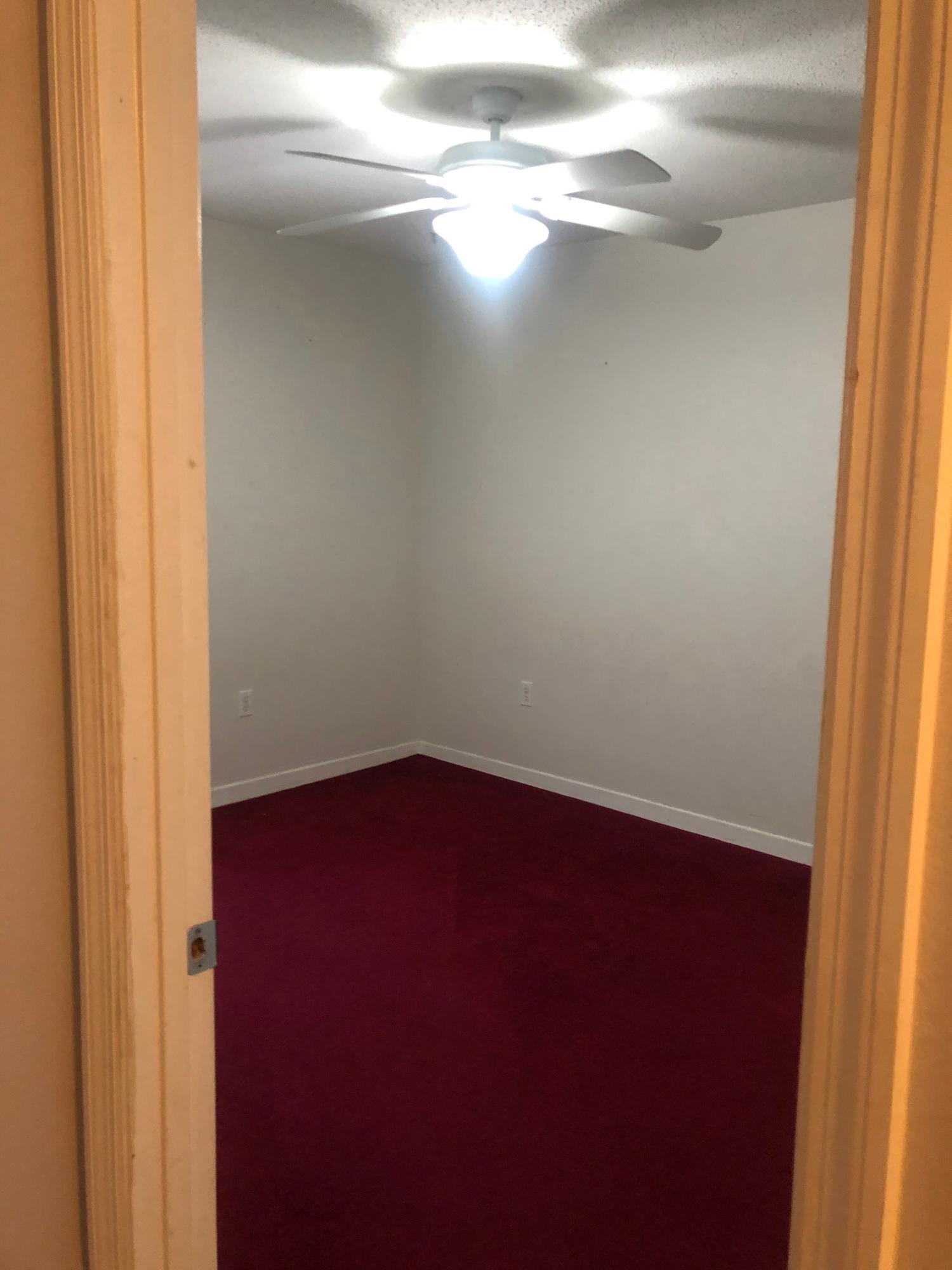 VALPARAISO PINECREST 6 - Residential Lease