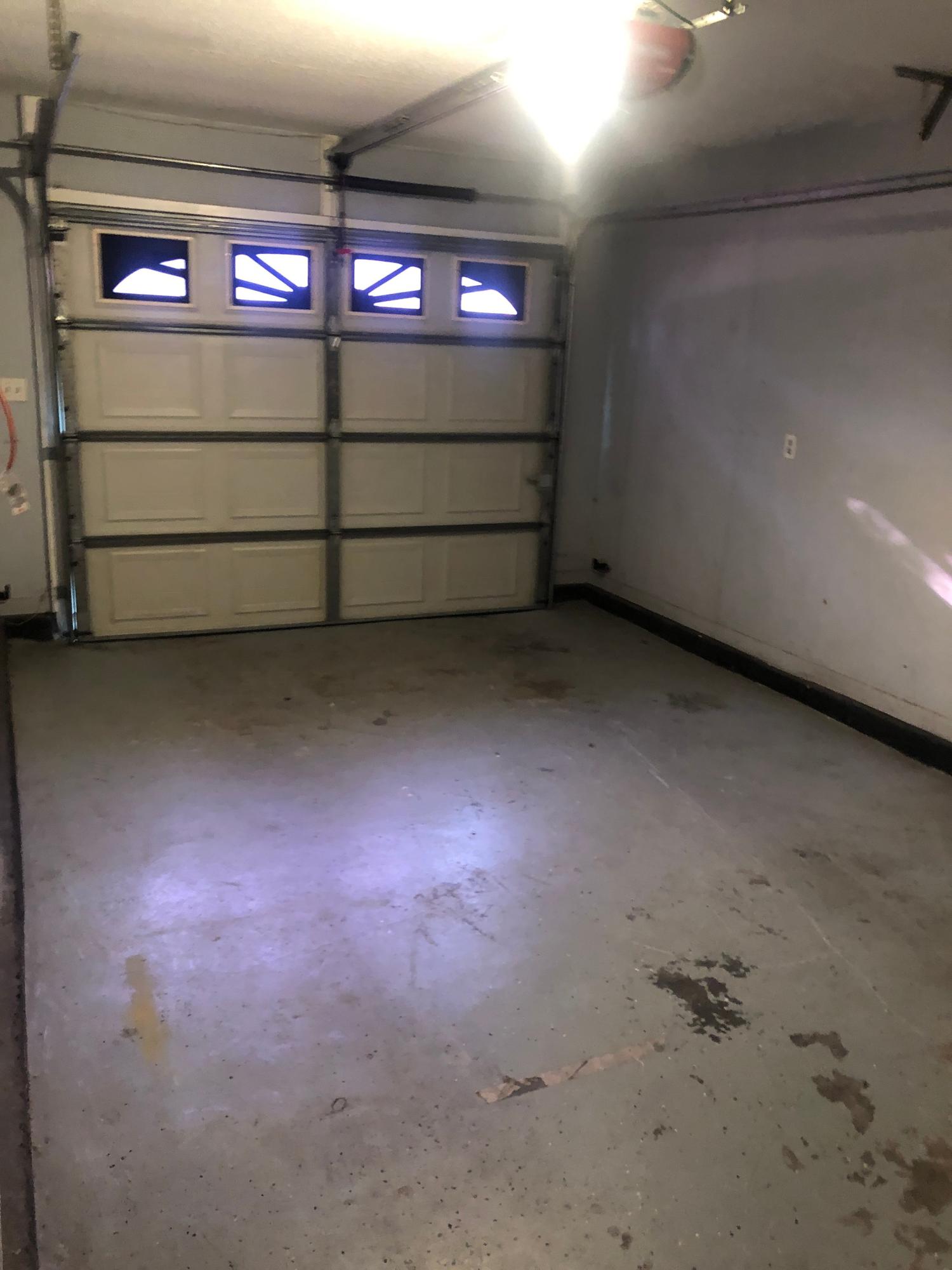 VALPARAISO PINECREST 6 - Residential Lease
