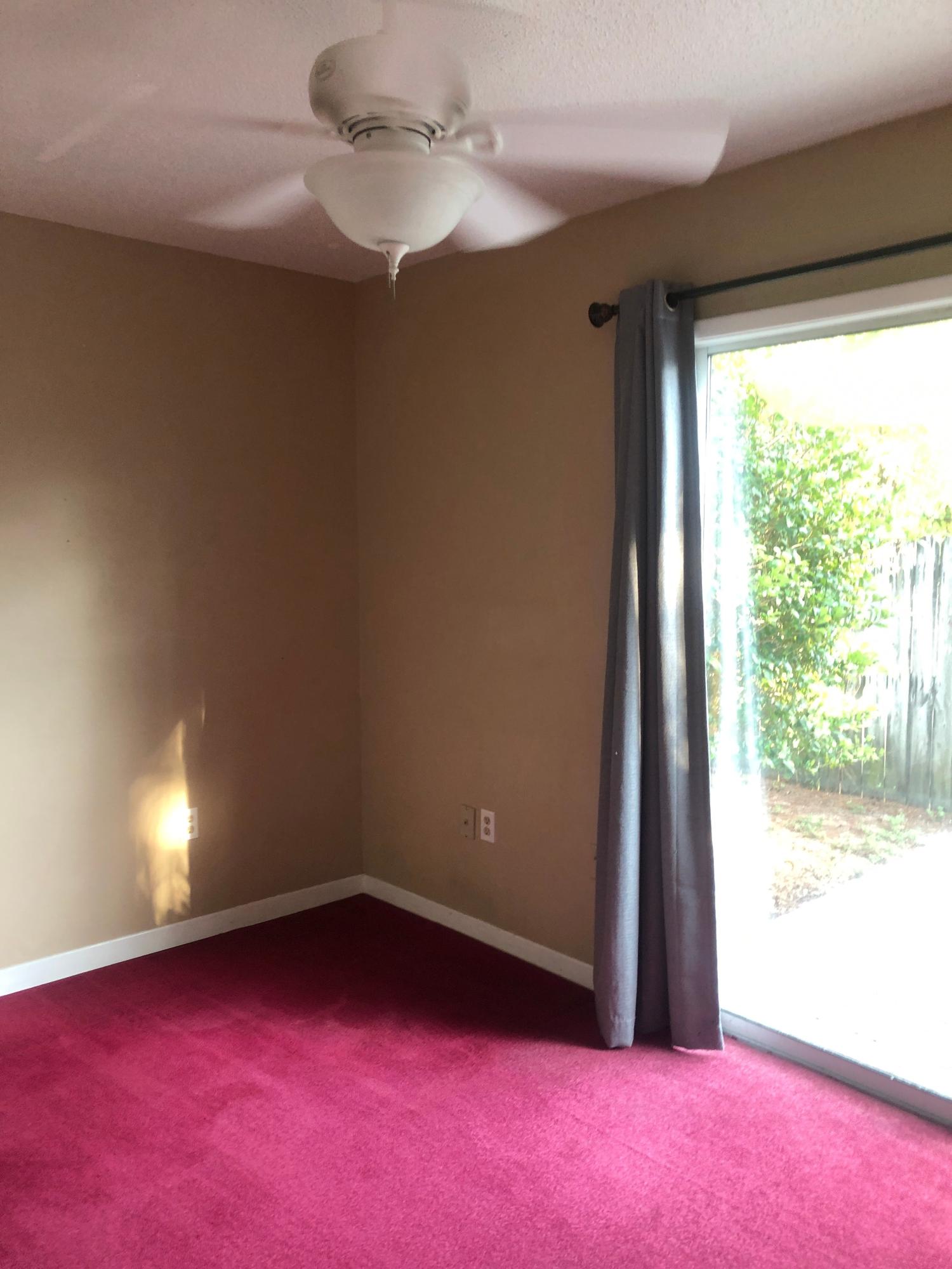 VALPARAISO PINECREST 6 - Residential Lease