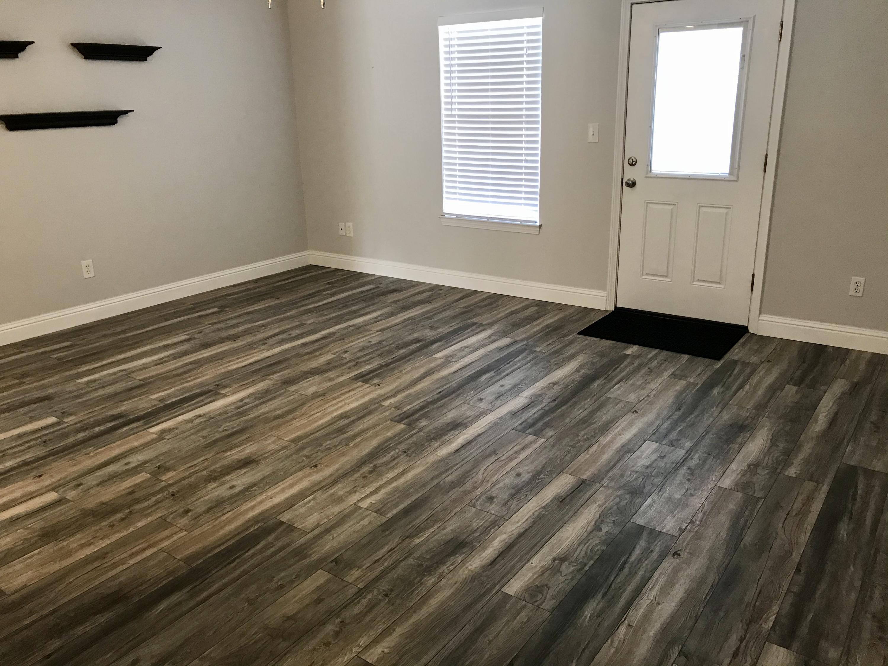 Houston Manor - Residential