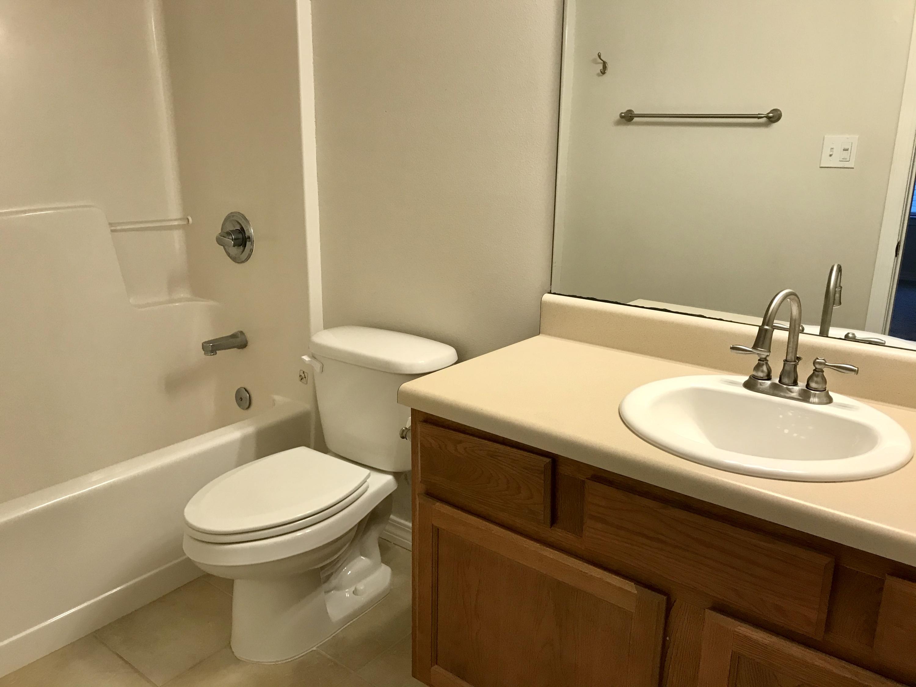 Houston Manor - Residential