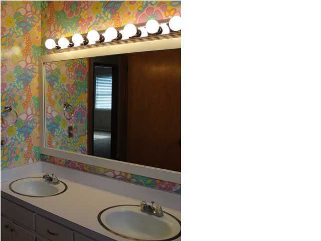 GARNIERS BEACH - Residential