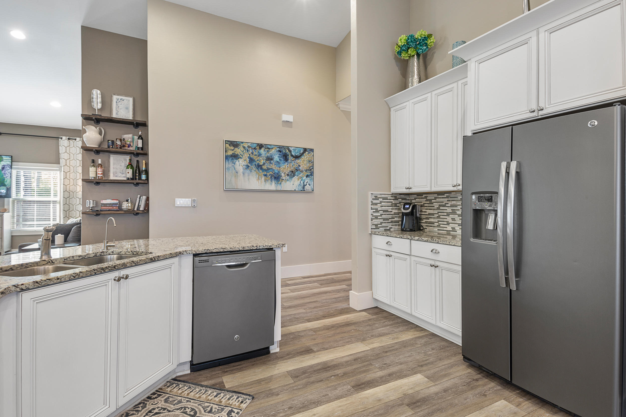 HOLIDAY SHORES ESTATES - Residential