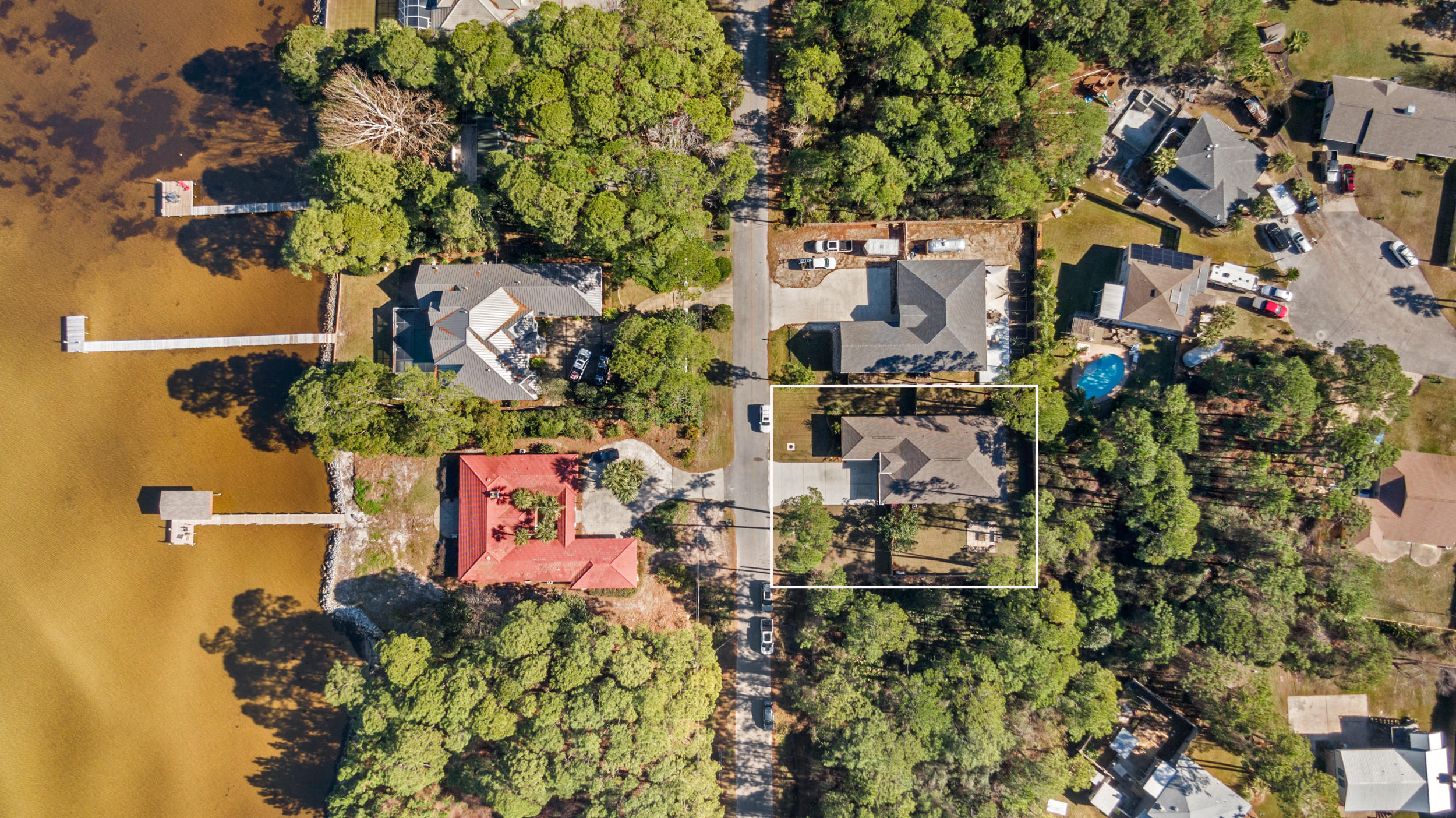 HOLIDAY SHORES ESTATES - Residential