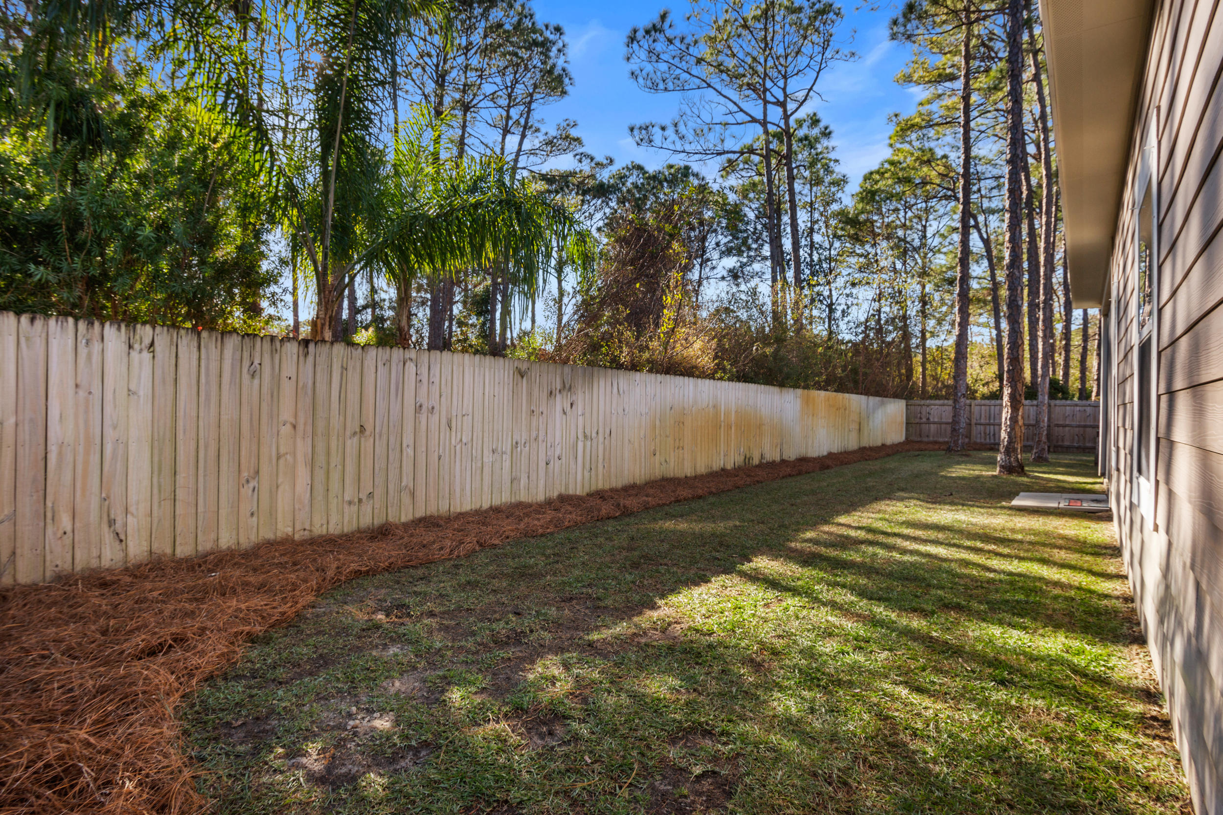 HOLIDAY SHORES ESTATES - Residential