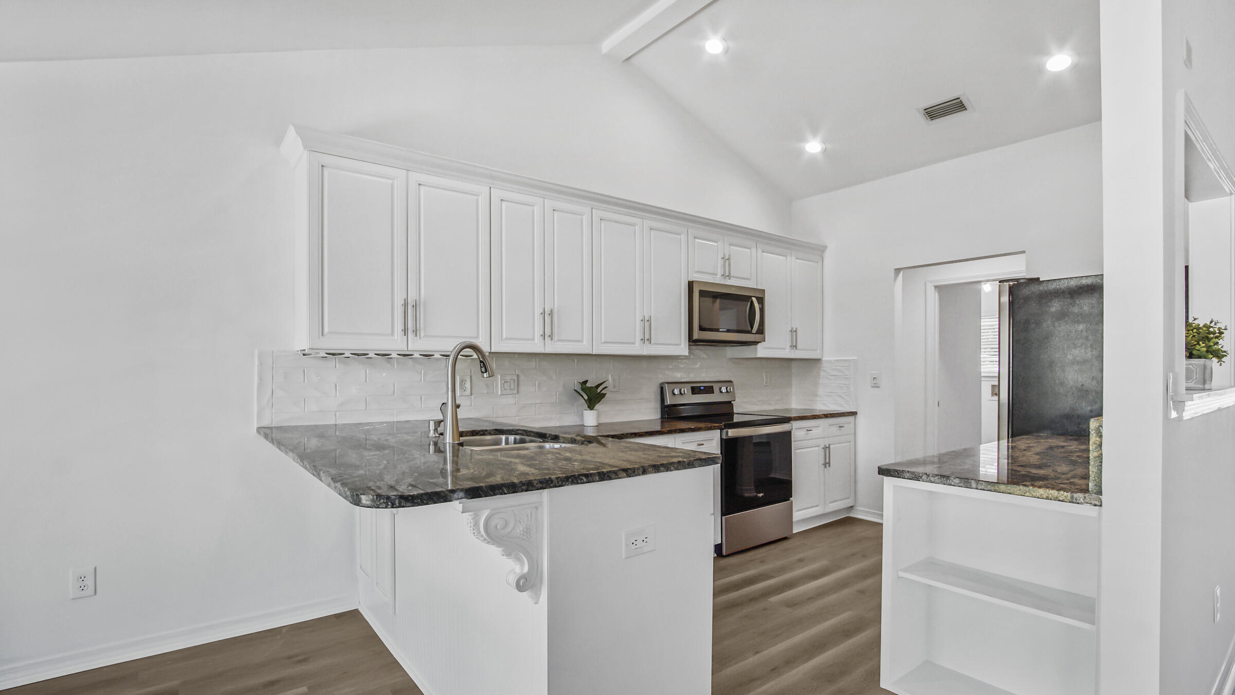 DOROTHY BOWEN ESTATES - Residential