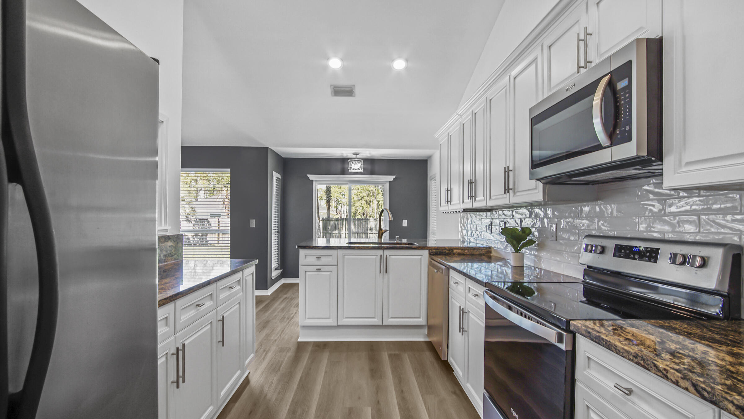 DOROTHY BOWEN ESTATES - Residential