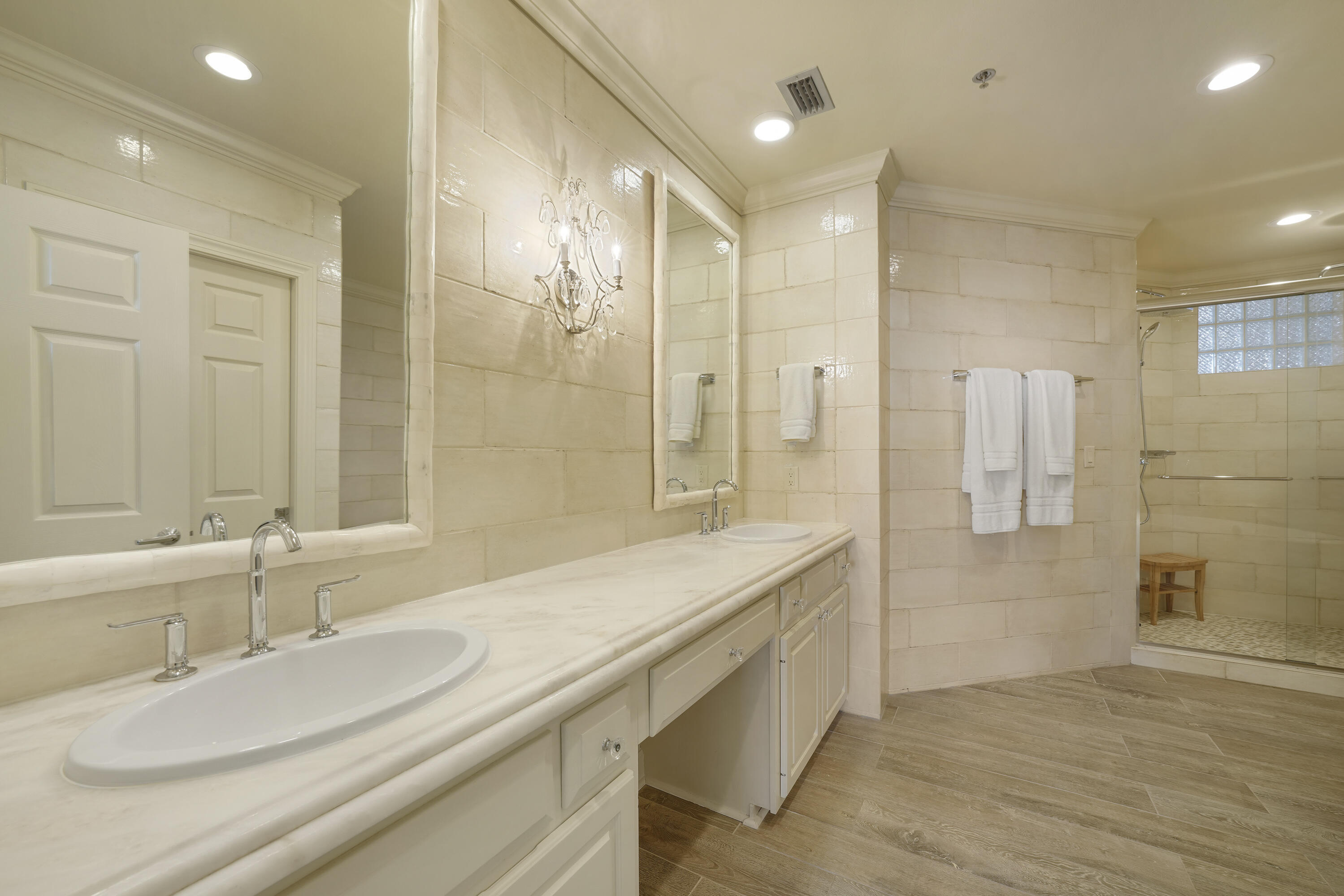HIDDEN DUNES GRAND VILLAS - Residential