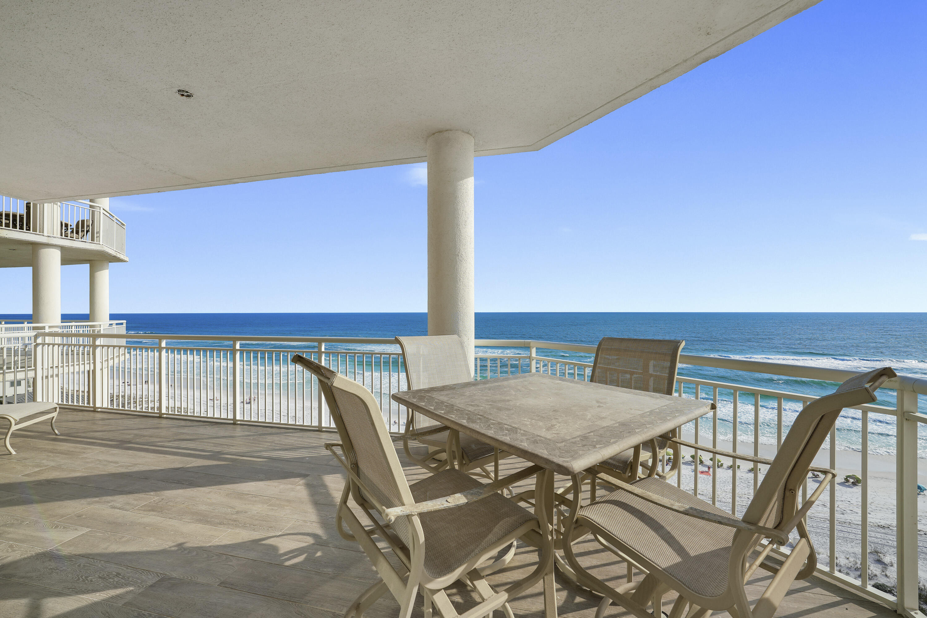HIDDEN DUNES GRAND VILLAS - Residential