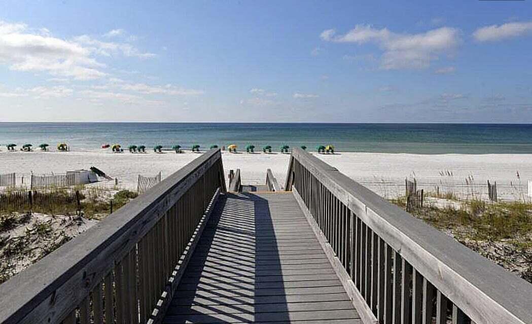 HIDDEN DUNES GRAND VILLAS - Residential