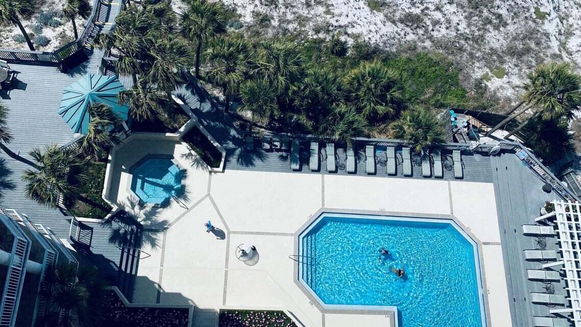 HIDDEN DUNES GRAND VILLAS - Residential