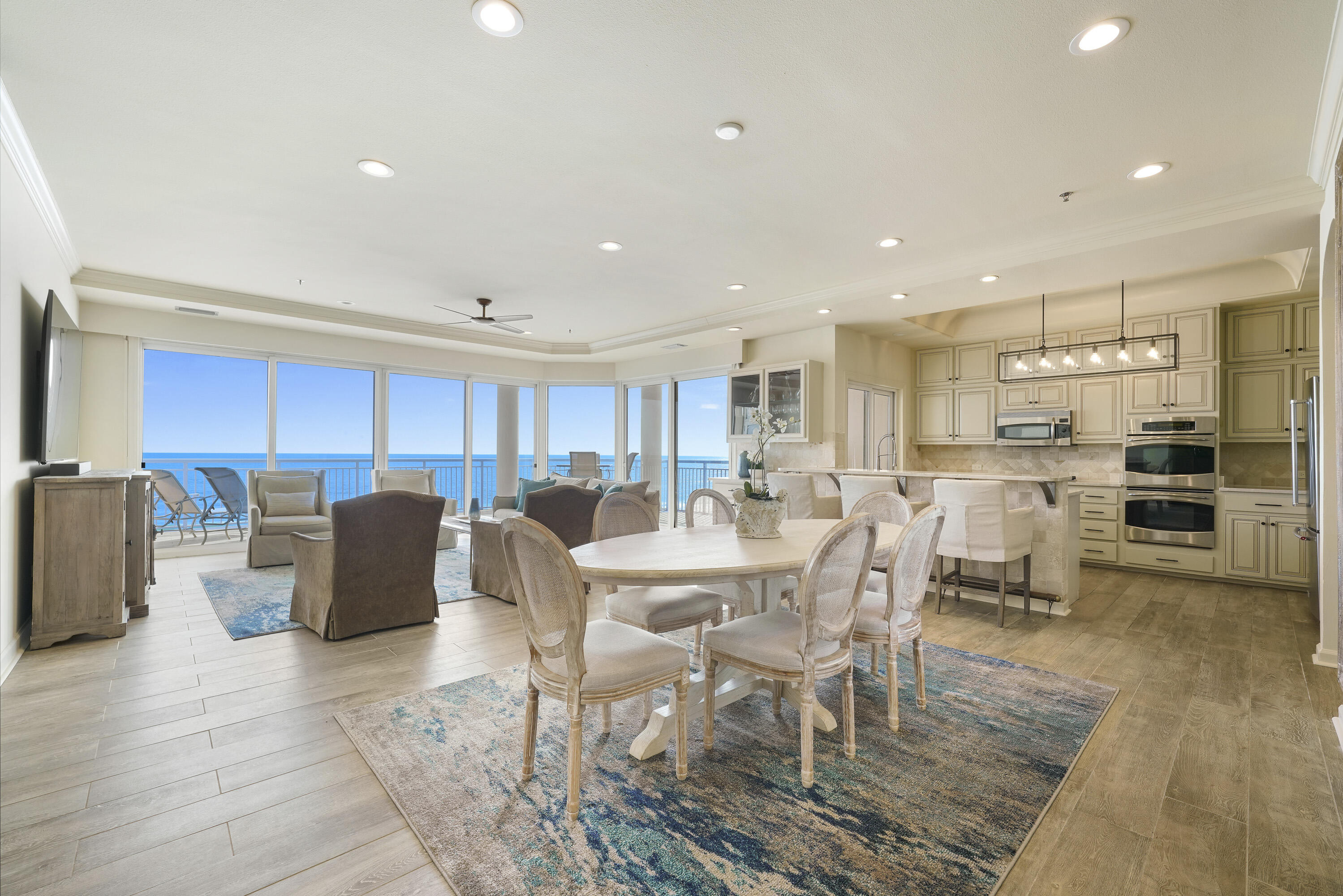 HIDDEN DUNES GRAND VILLAS - Residential