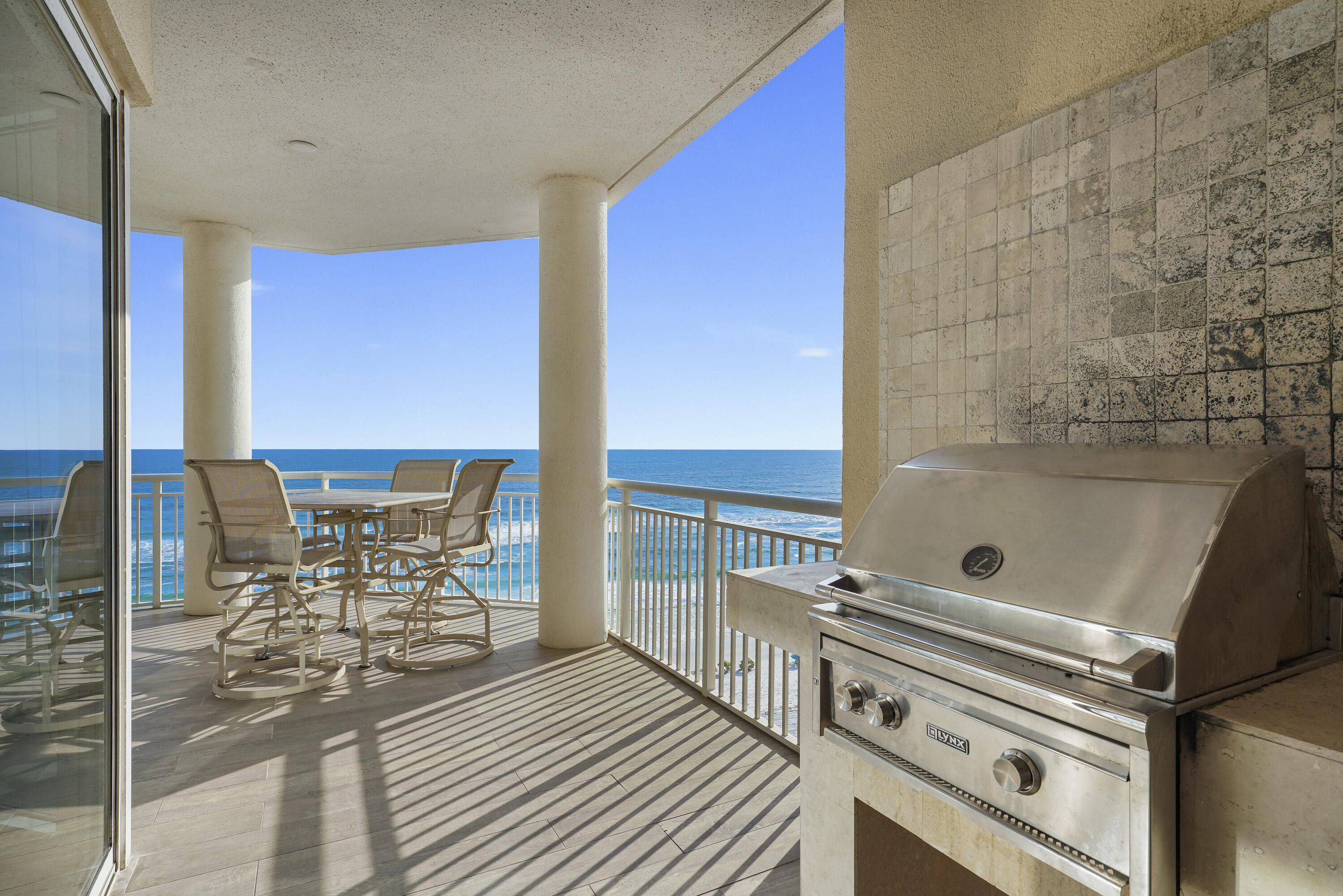 HIDDEN DUNES GRAND VILLAS - Residential