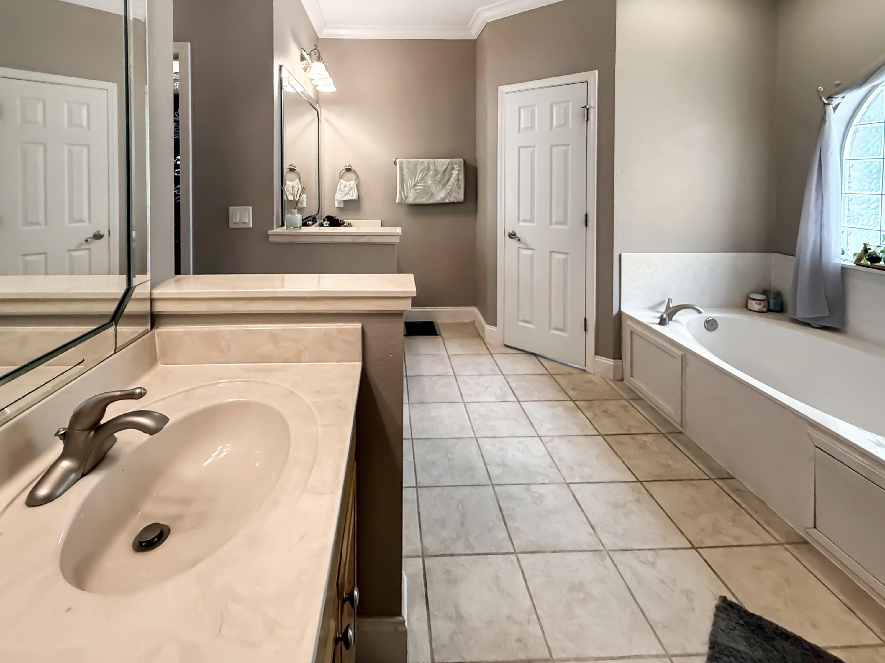 BAYSHORE PLACE PH 5 - Residential