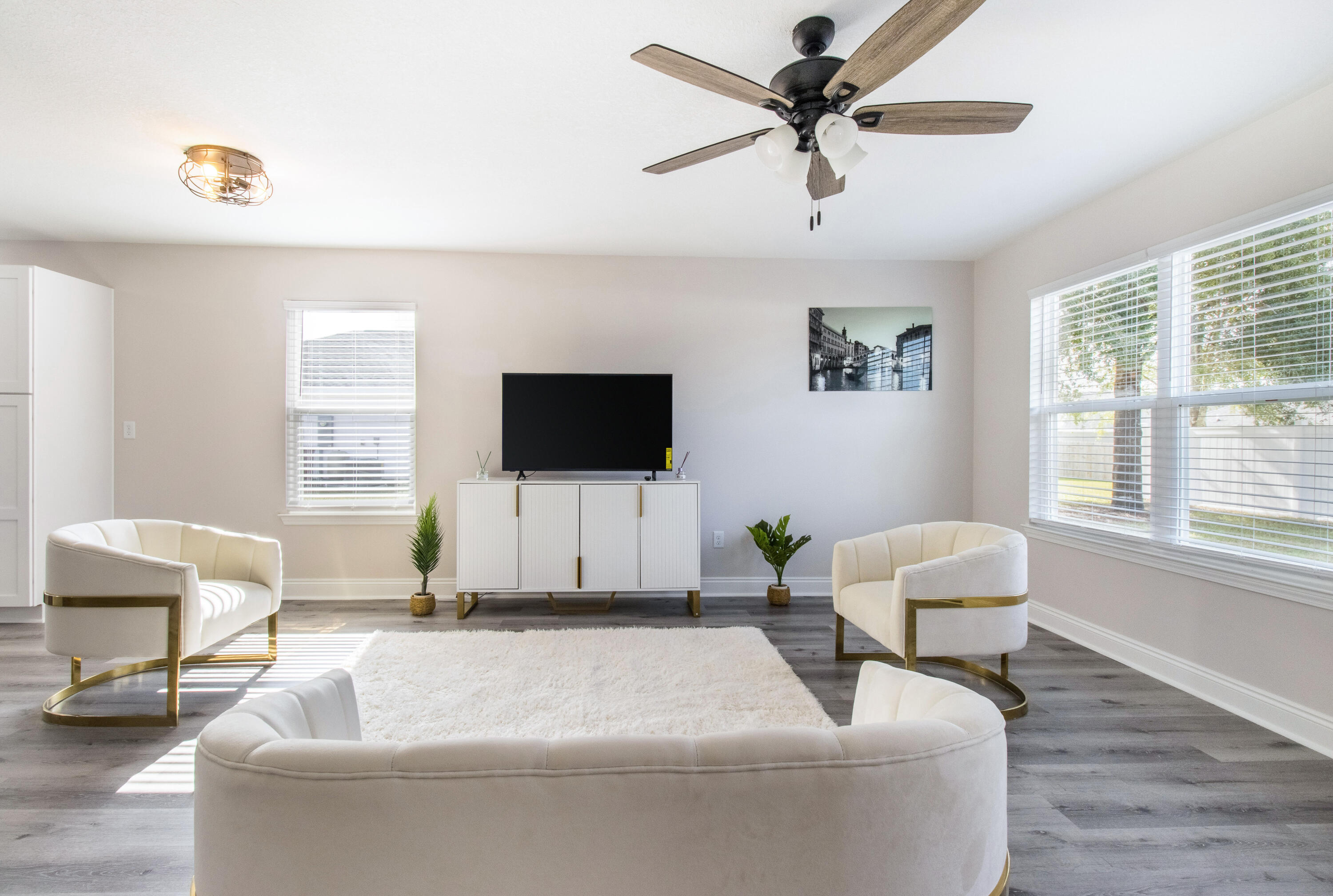 Holley Grove - Residential Lease