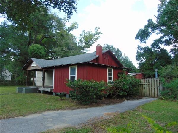 TOWN OF DEFUNIAK SPRINGS - Residential