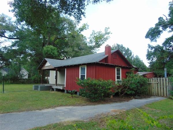 TOWN OF DEFUNIAK SPRINGS - Residential