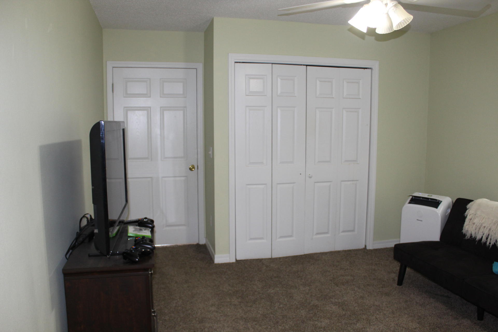 SCENIC HEIGHTS - Residential