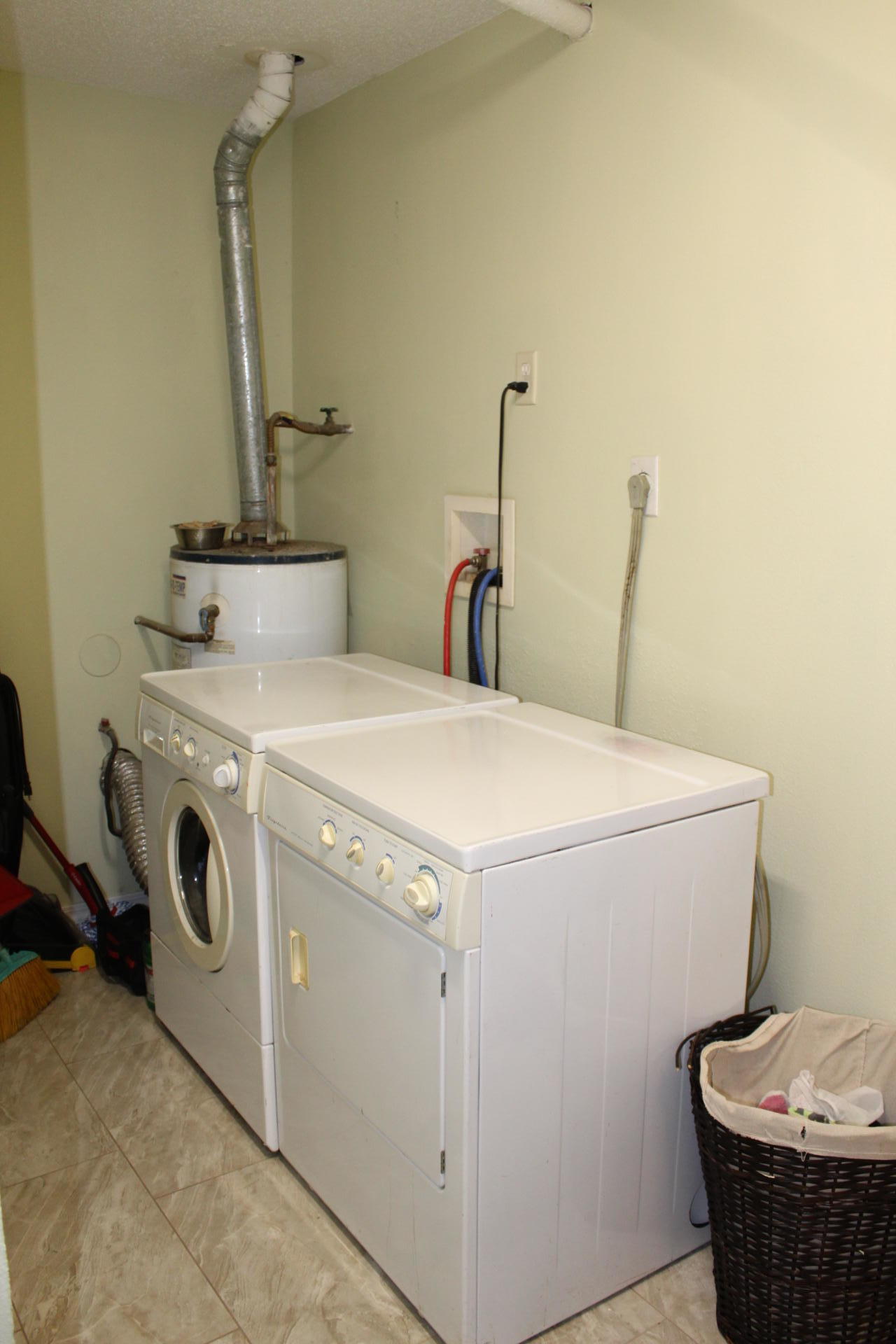 SCENIC HEIGHTS - Residential