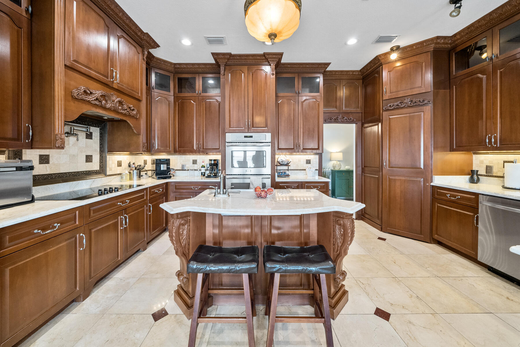LYNN HAVEN - Residential