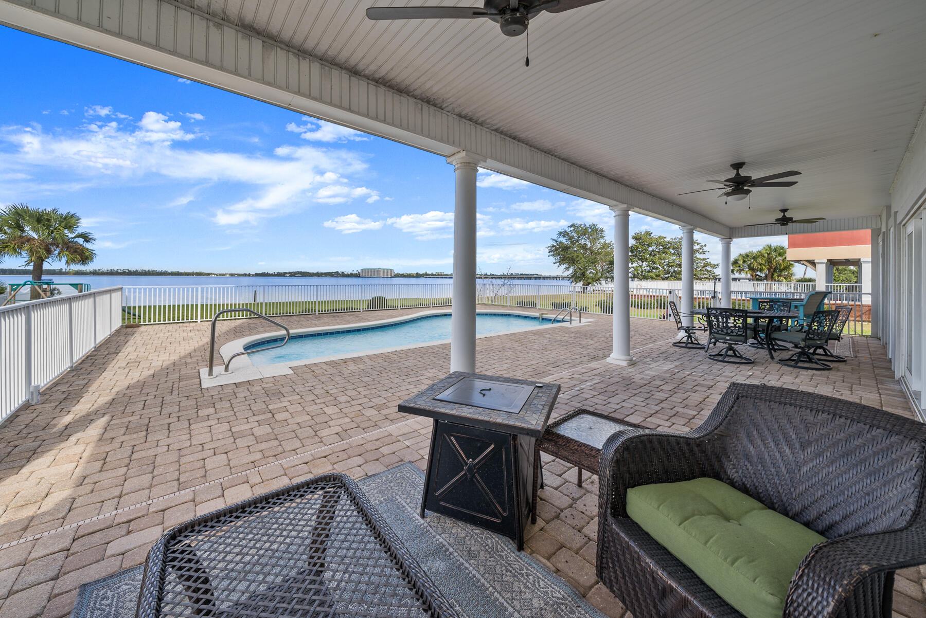 LYNN HAVEN - Residential