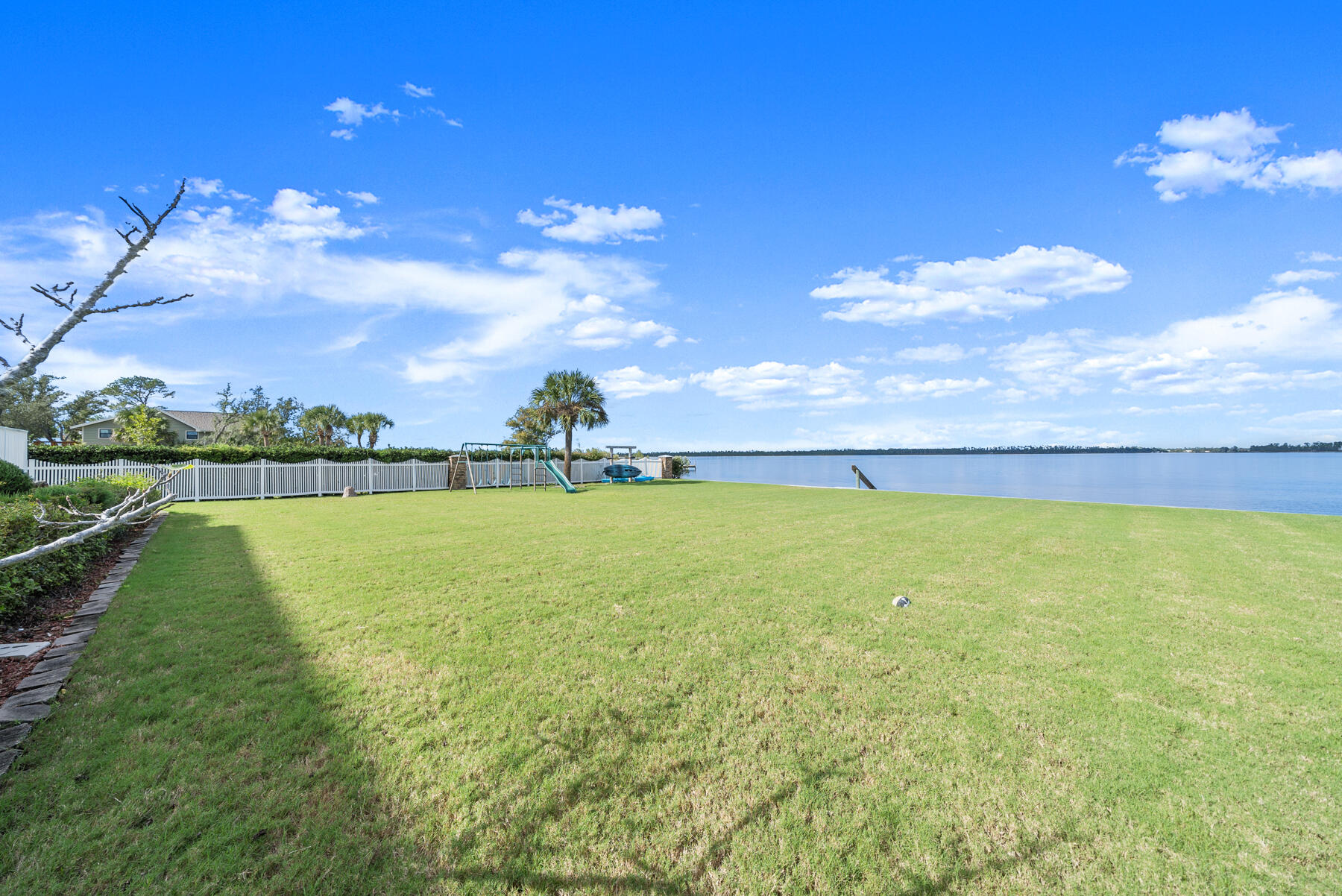 LYNN HAVEN - Residential