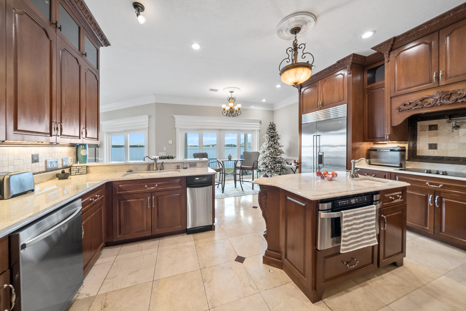 LYNN HAVEN - Residential
