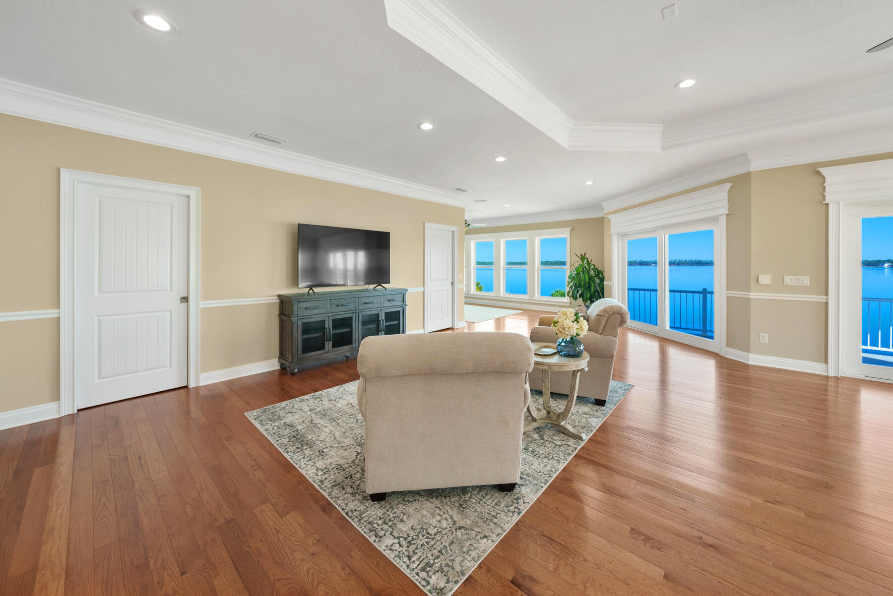 LYNN HAVEN - Residential