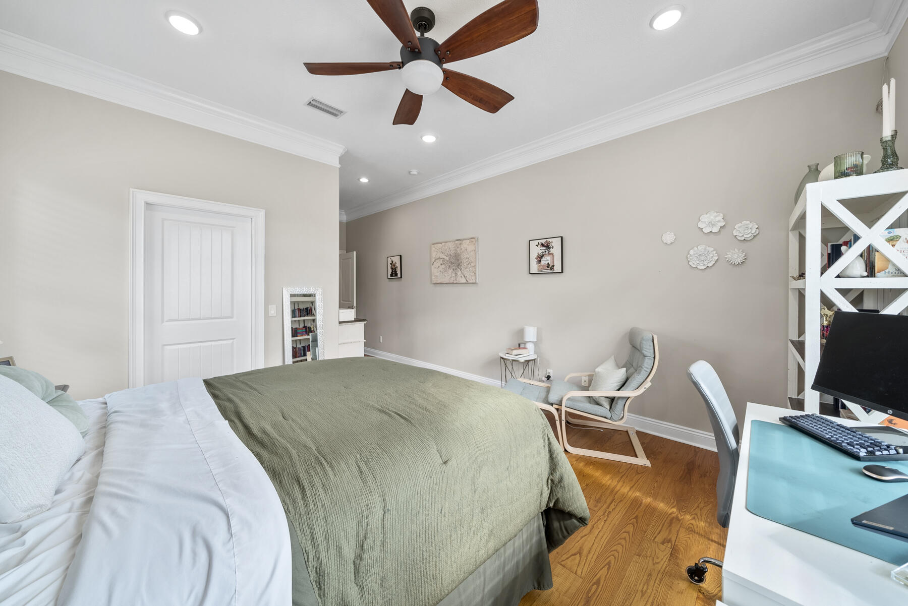 LYNN HAVEN - Residential