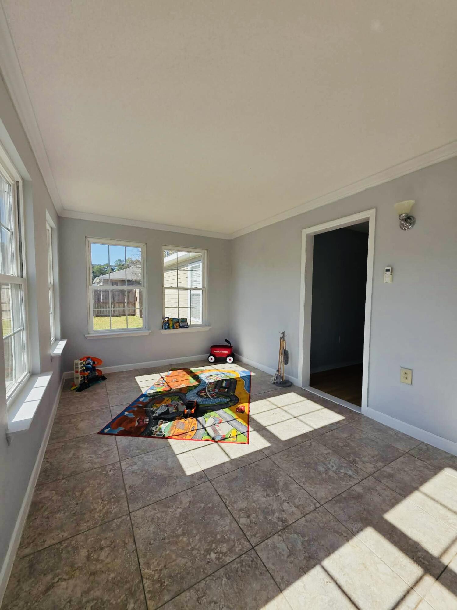 NAVARRE S/D 2ND ADDN - Residential