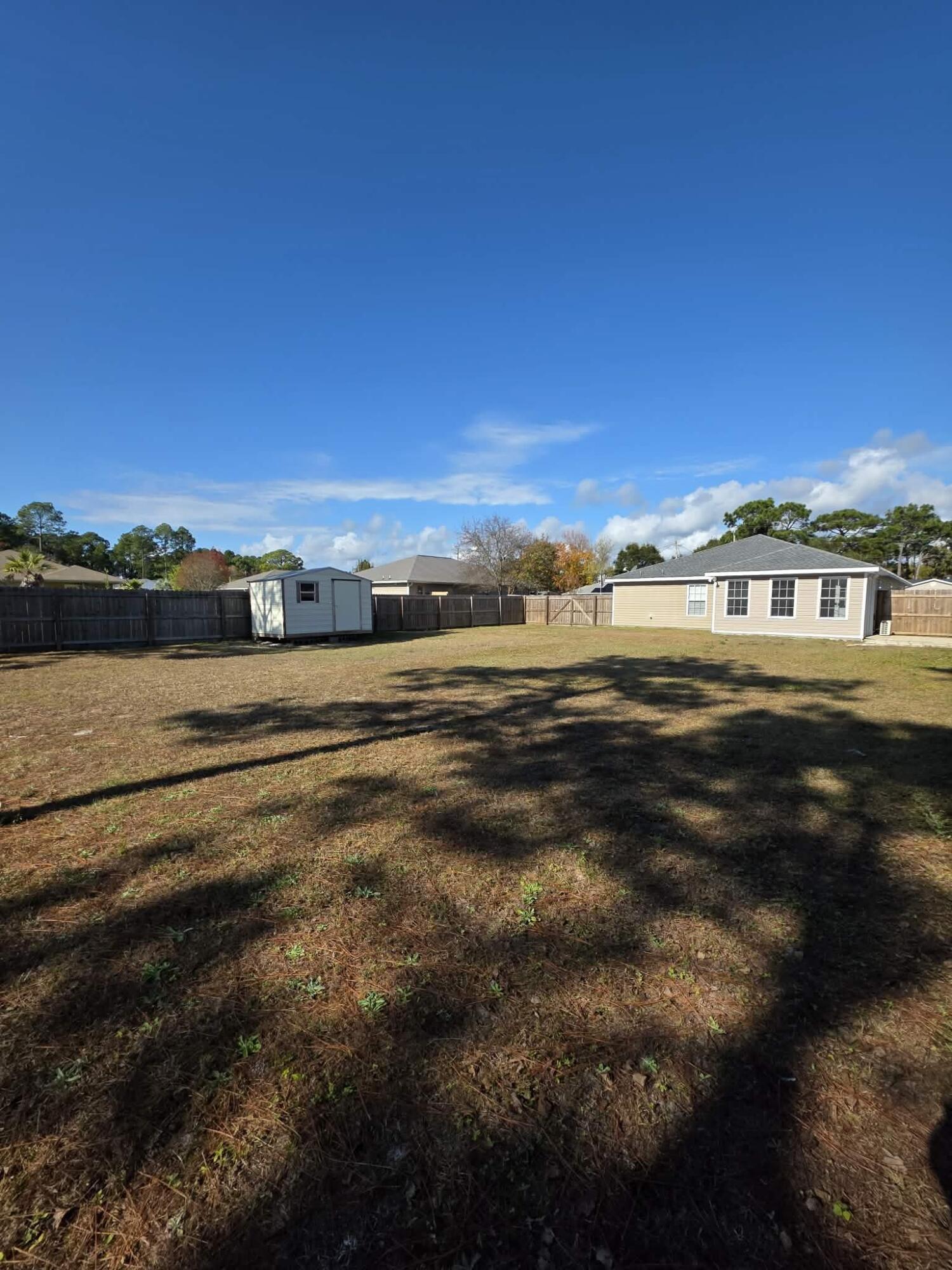 NAVARRE S/D 2ND ADDN - Residential