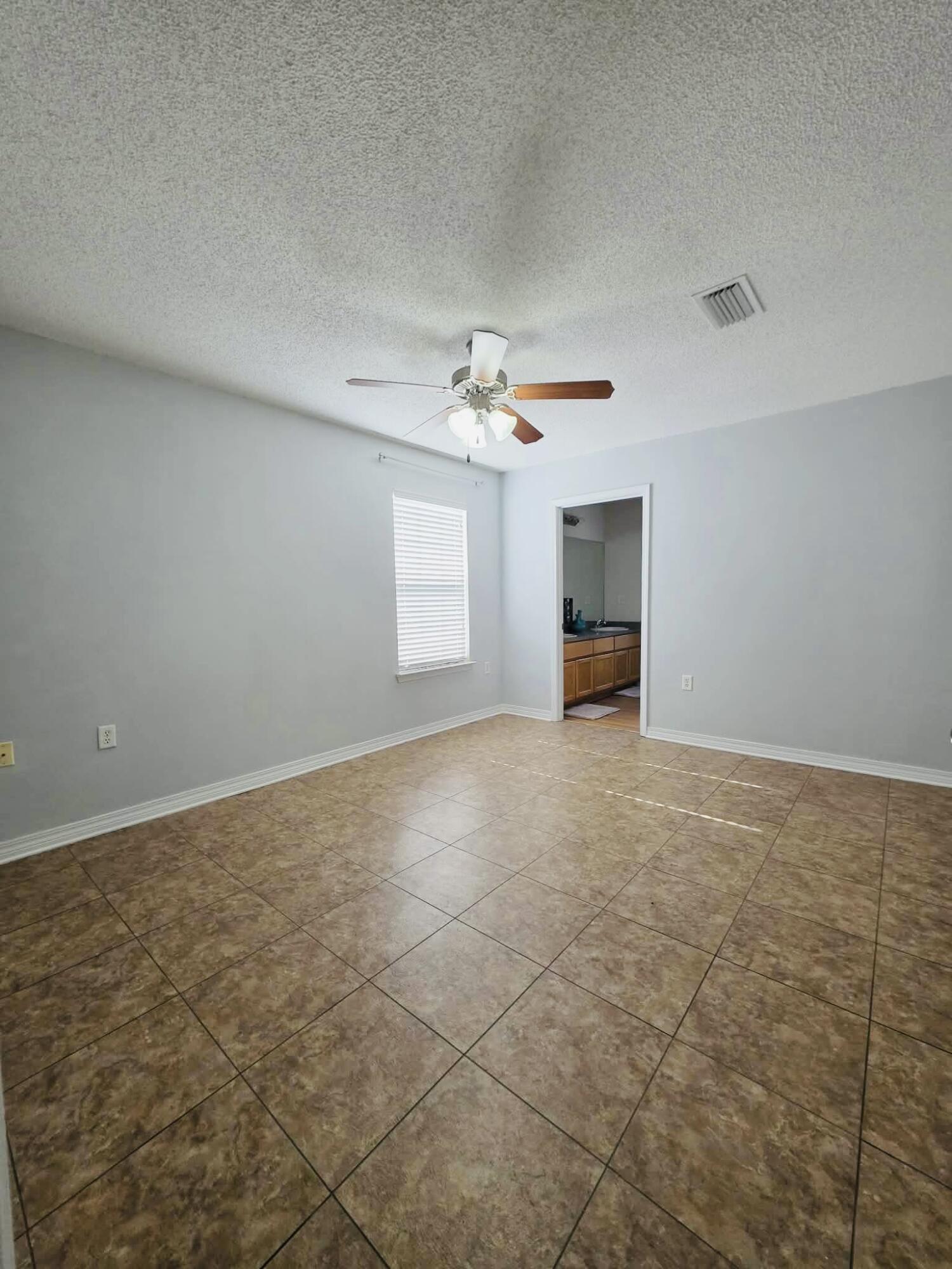 NAVARRE S/D 2ND ADDN - Residential