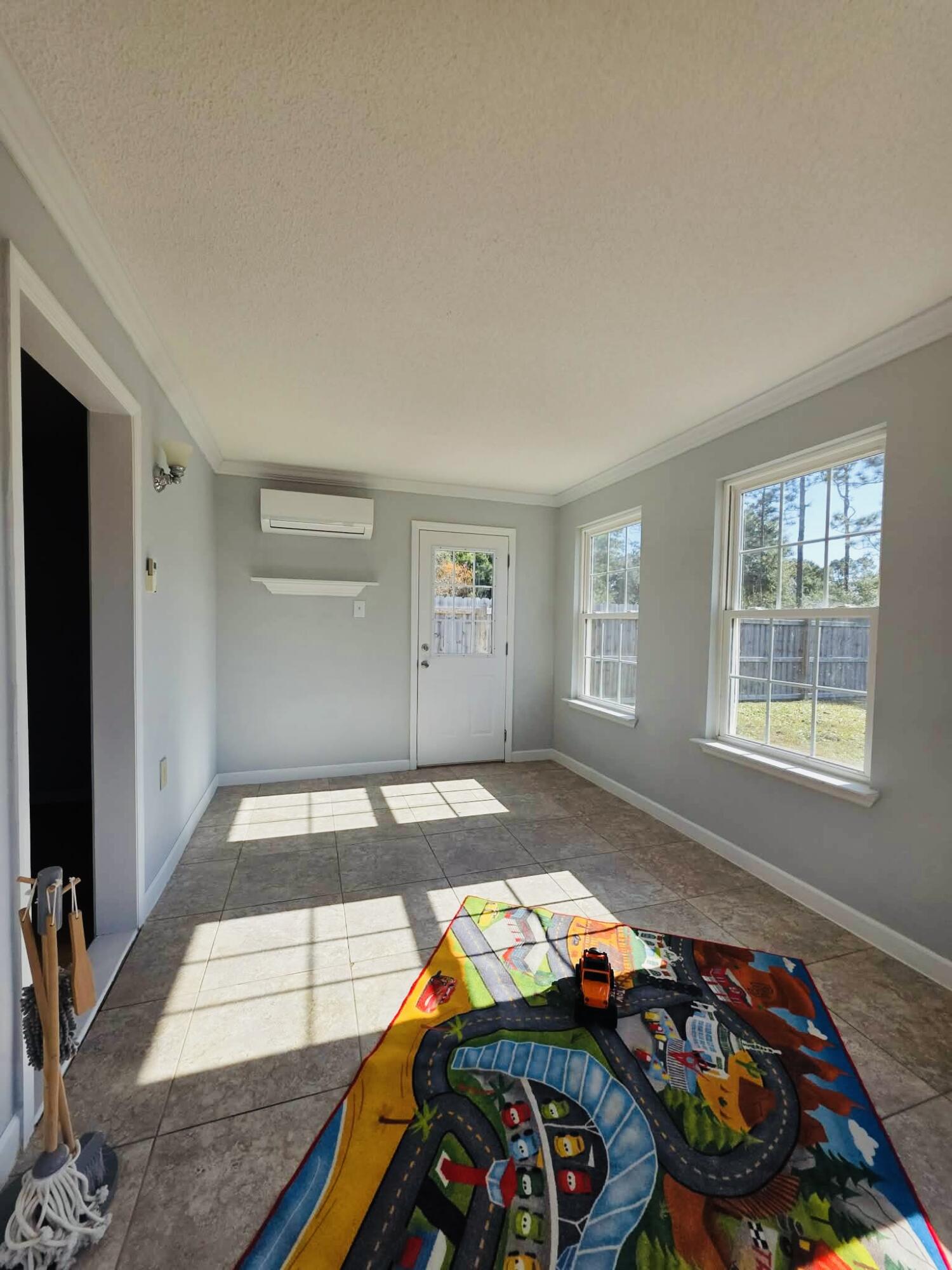 NAVARRE S/D 2ND ADDN - Residential