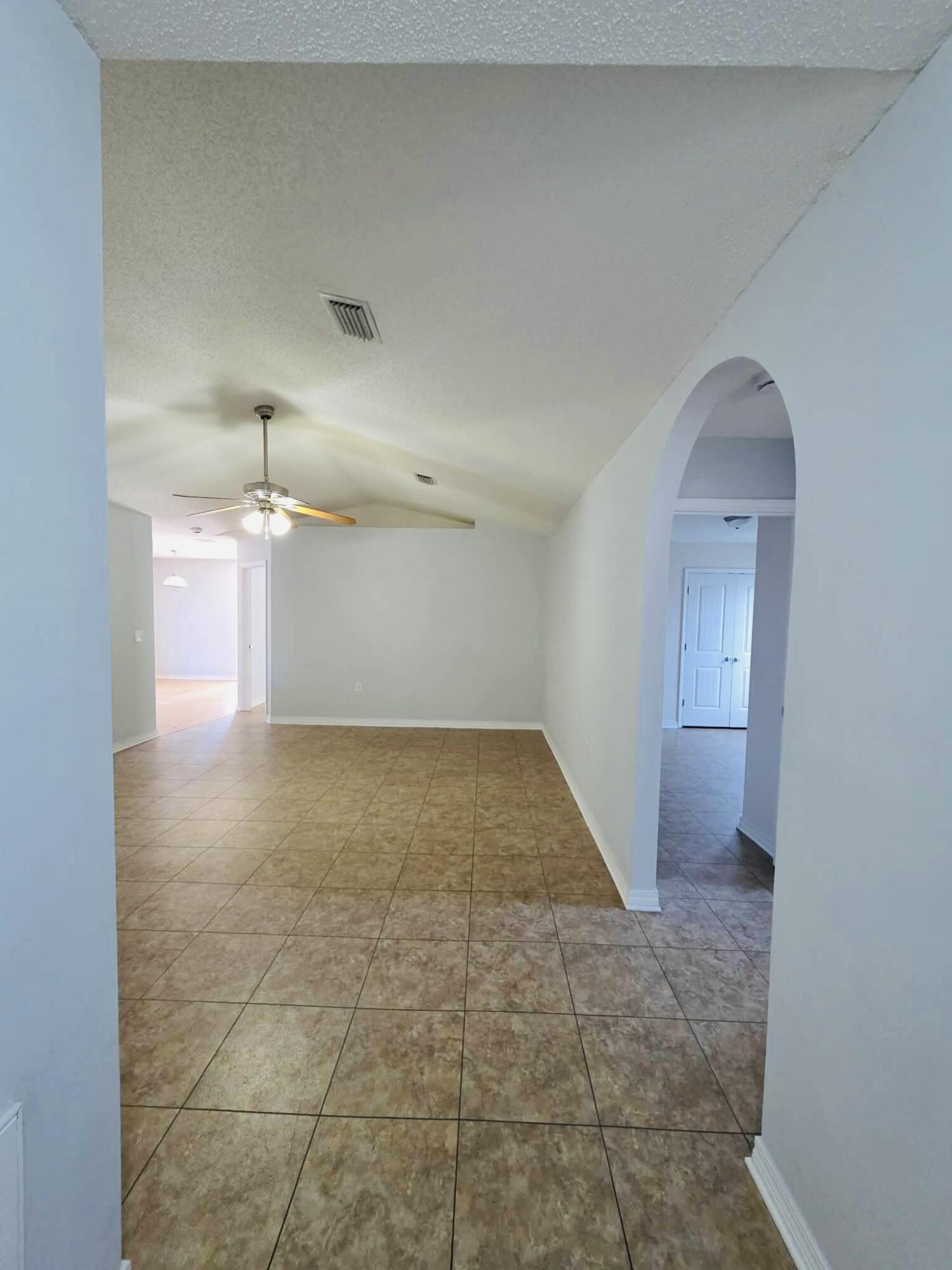 NAVARRE S/D 2ND ADDN - Residential