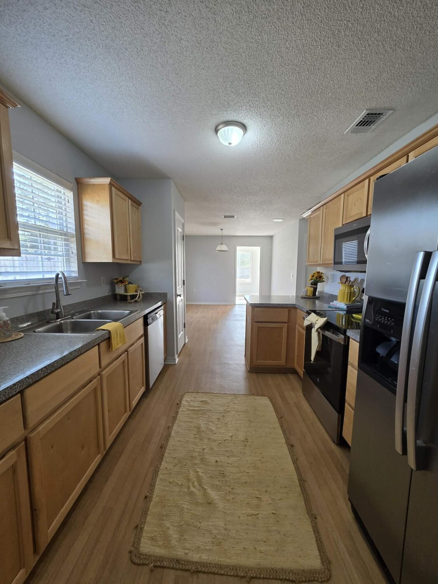 NAVARRE S/D 2ND ADDN - Residential