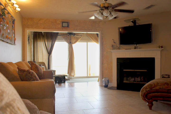 GARNIERS CAY T/H - Residential