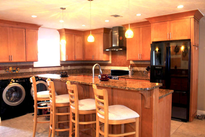 GARNIERS CAY T/H - Residential