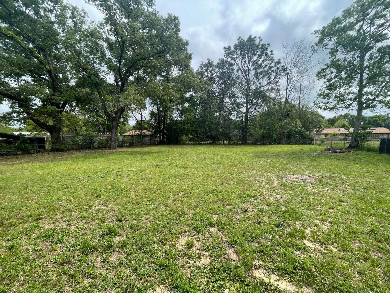 ADAMS POWELL EAST - Residential Lease