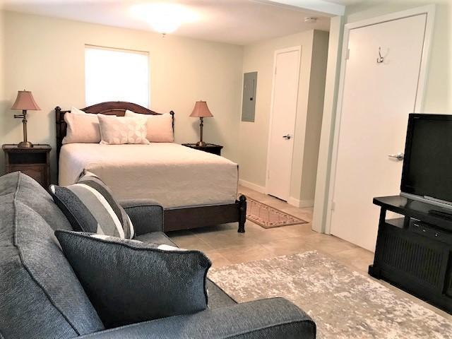 BEACH HIGHLANDS - Residential Lease