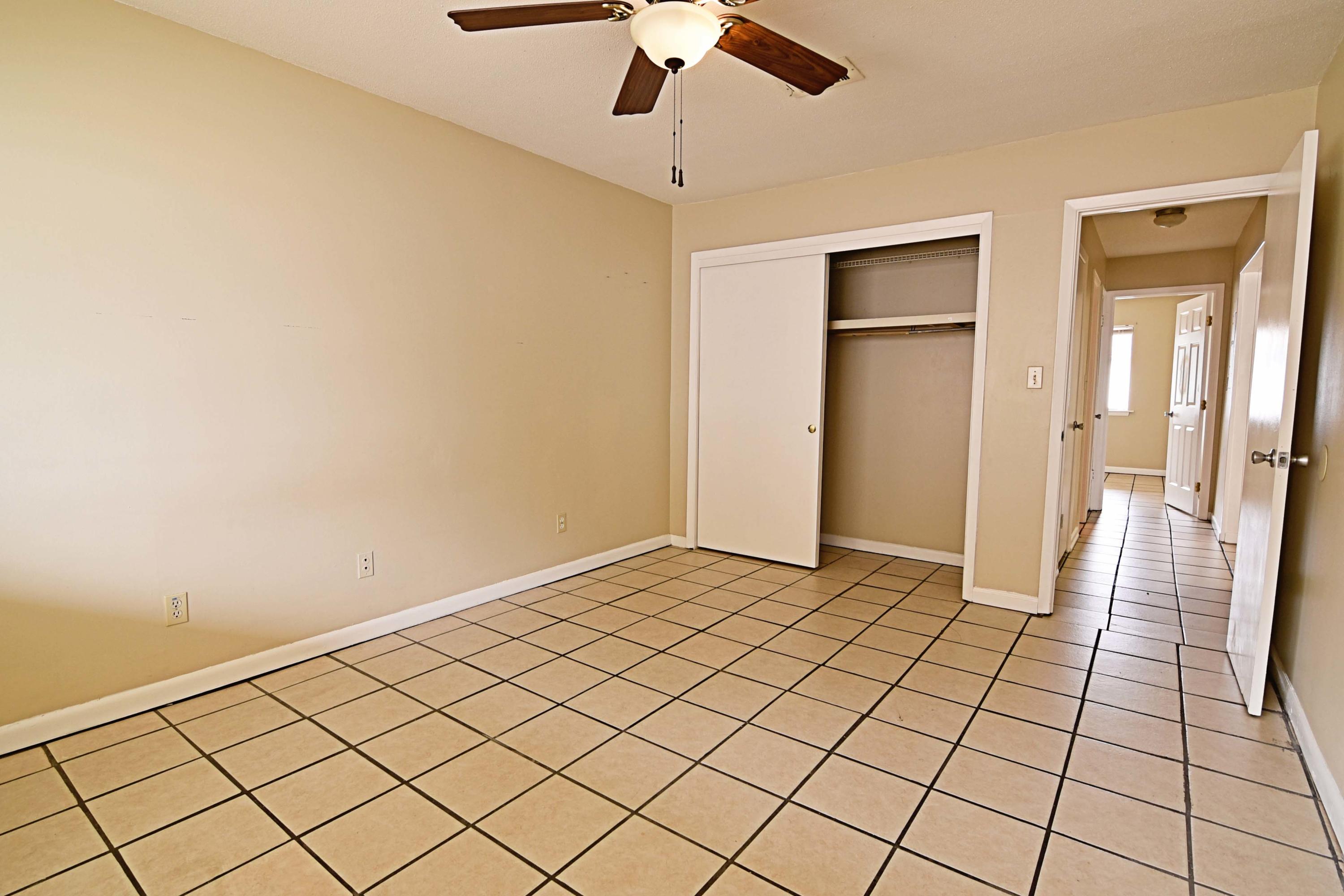 BAYVIEW WATERS CONDO - Residential