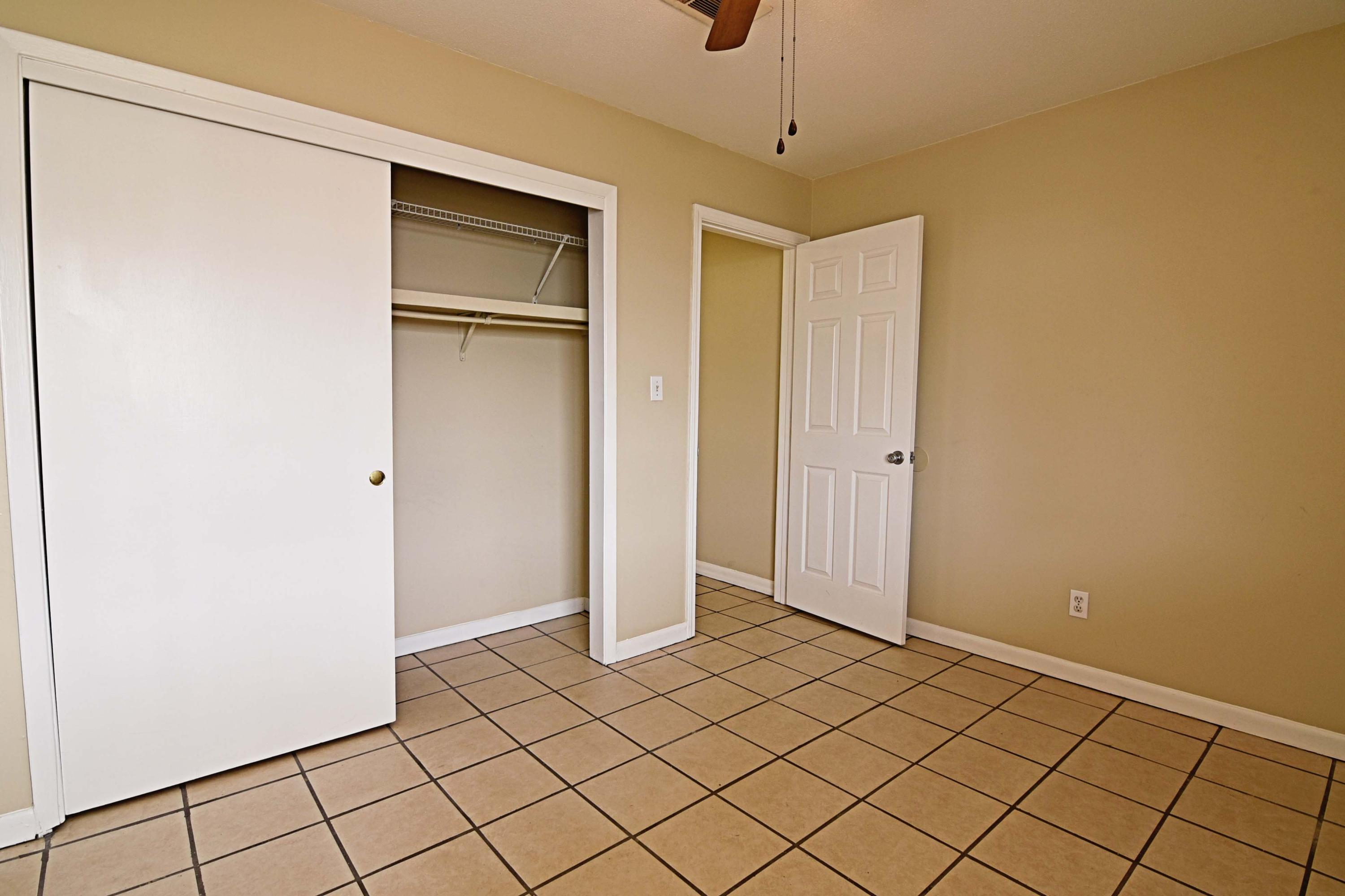 BAYVIEW WATERS CONDO - Residential