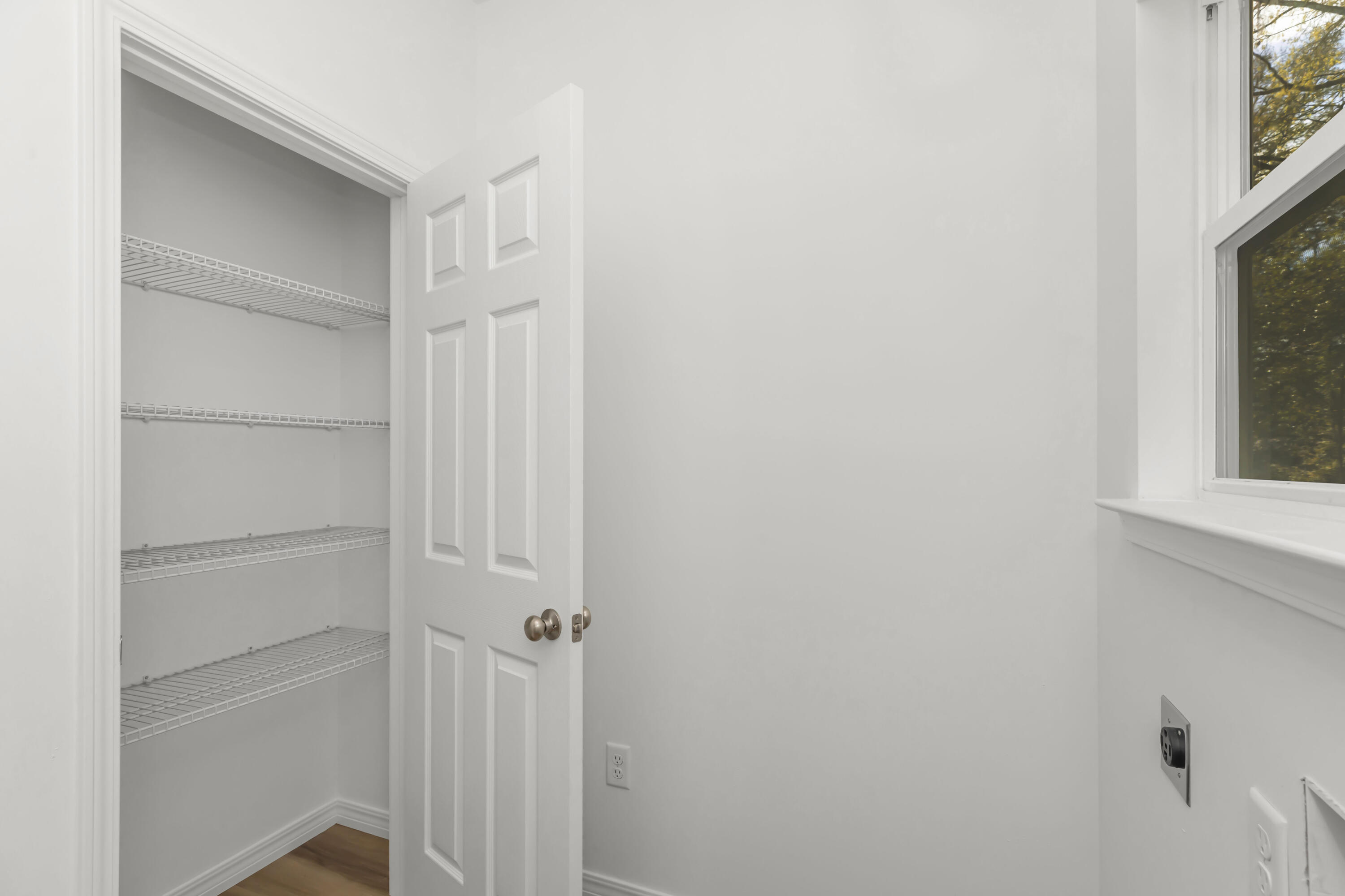 MORRIS ADD CRESTVIEW LOTS 43 & 44 BLK 7 - Residential