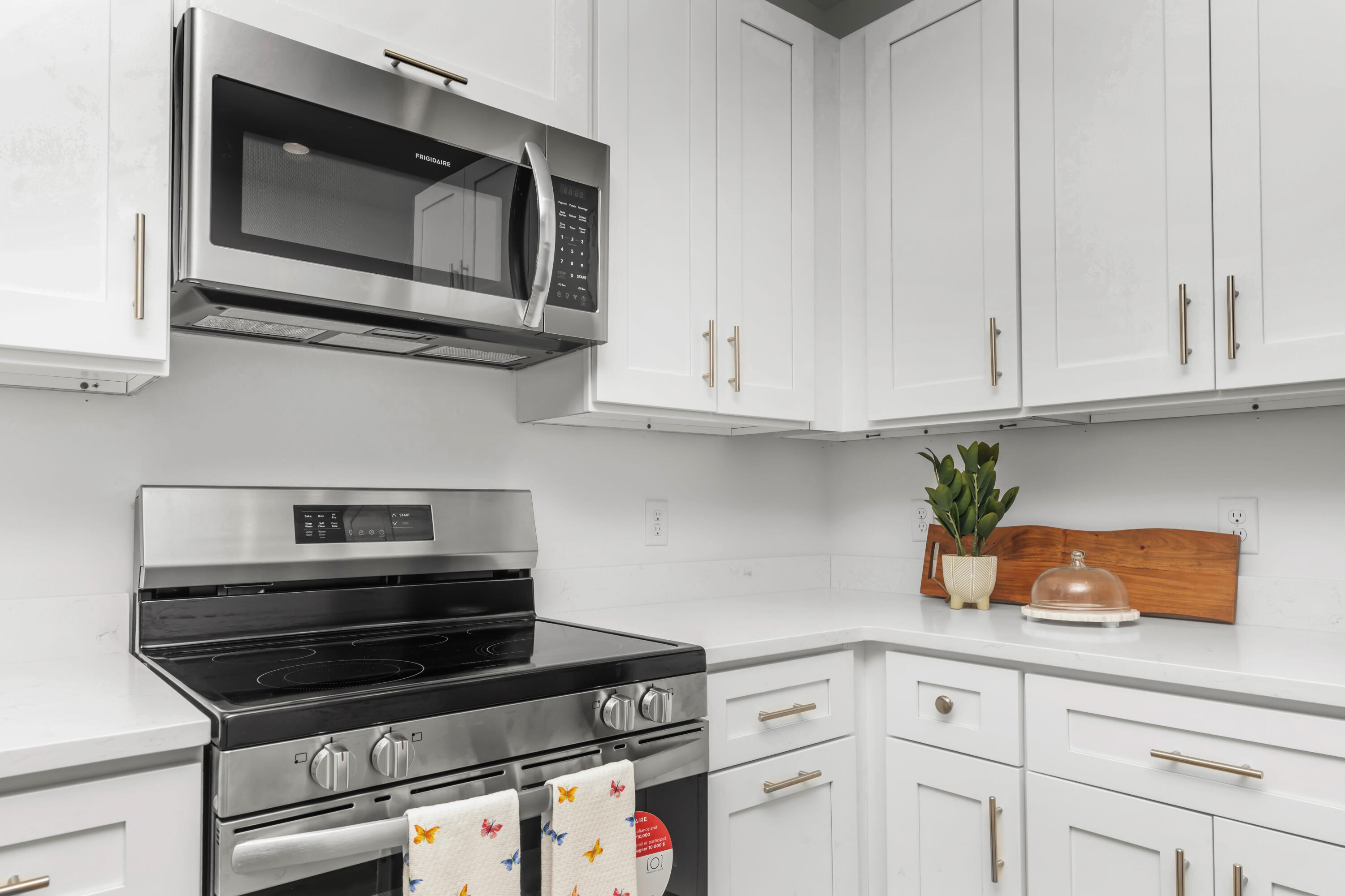 MORRIS ADD CRESTVIEW LOTS 43 & 44 BLK 7 - Residential