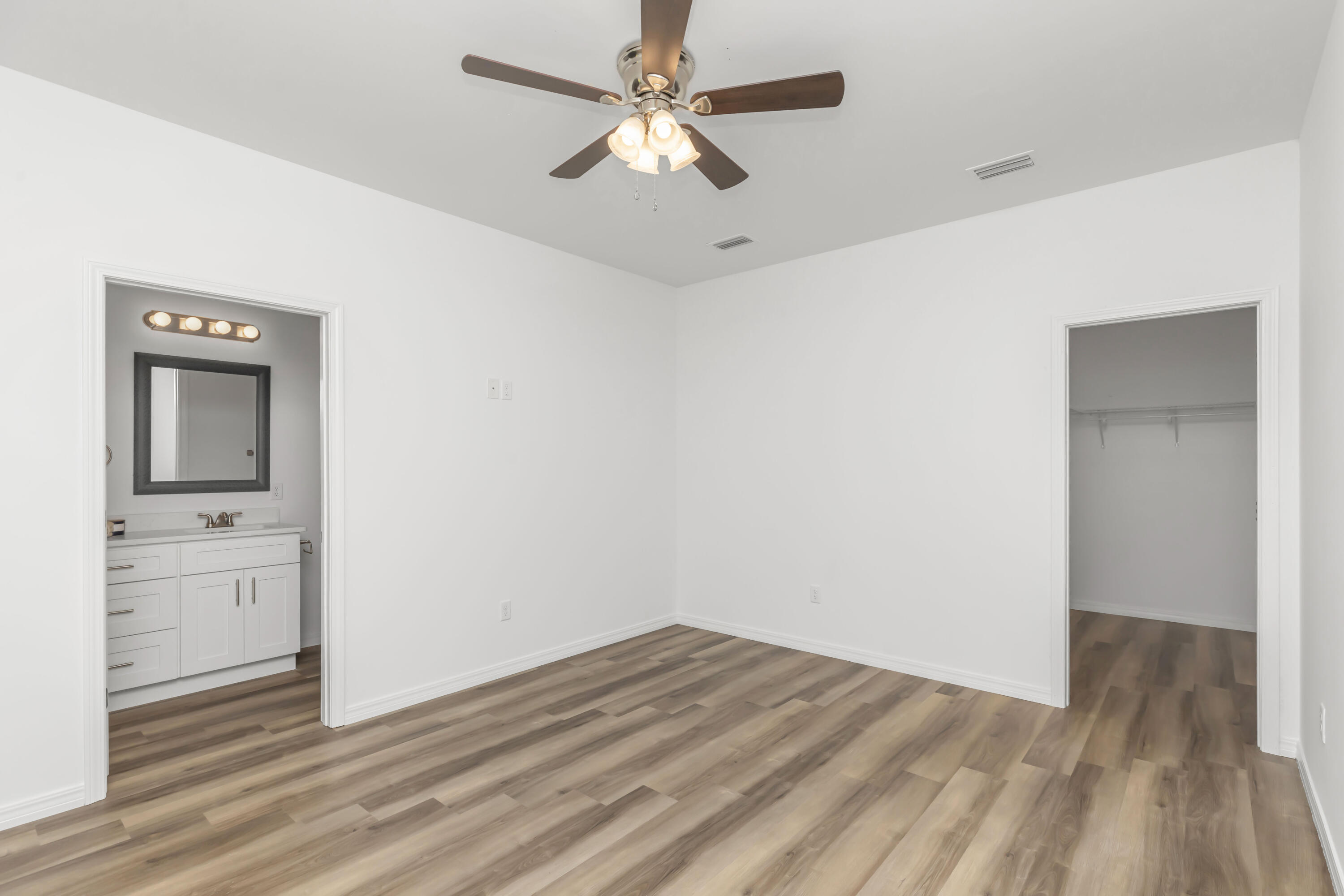 MORRIS ADD CRESTVIEW LOTS 43 & 44 BLK 7 - Residential